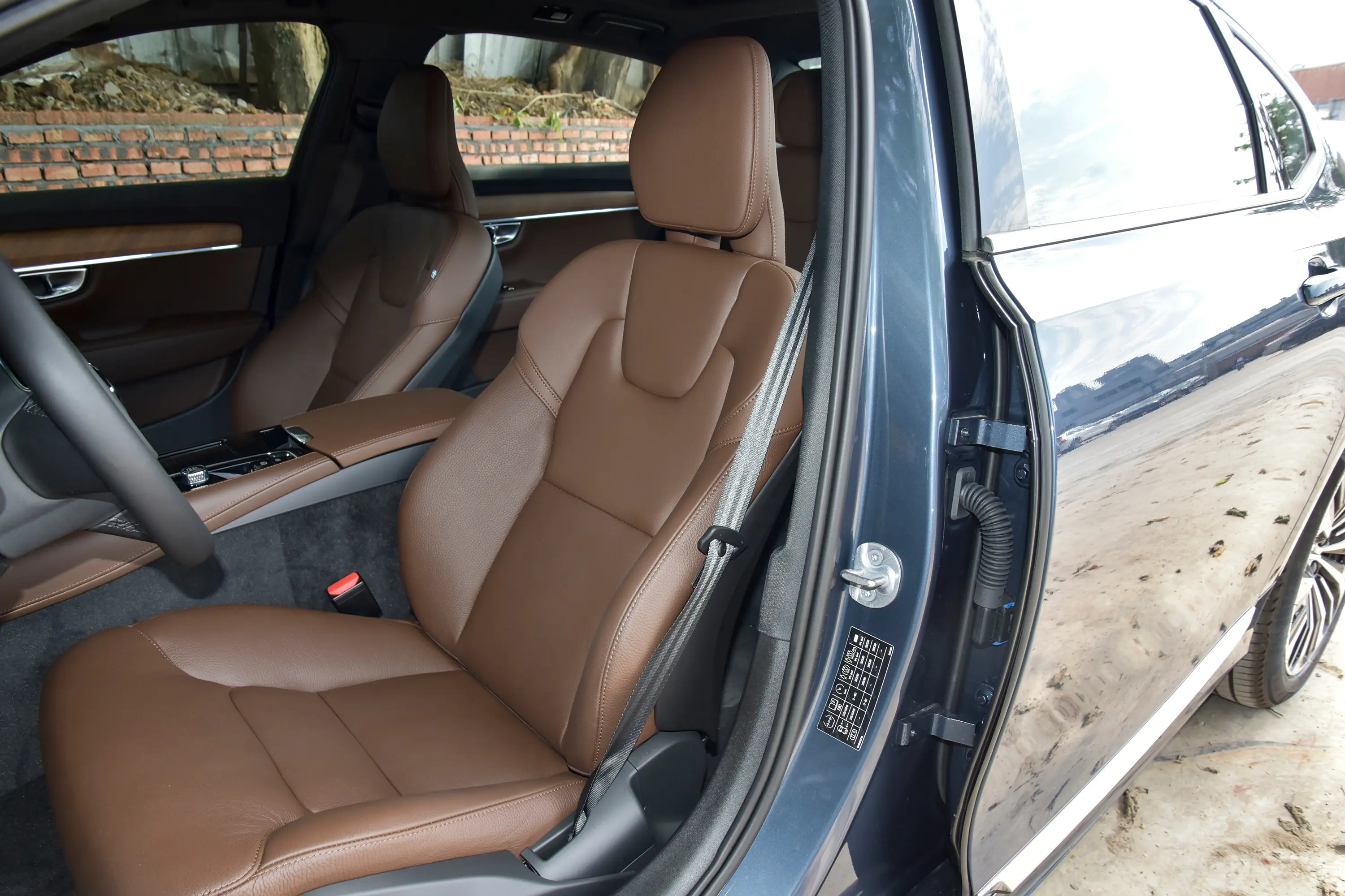 沃尔沃S90新能源T8 80km 长续航智逸豪华版驾驶员座椅