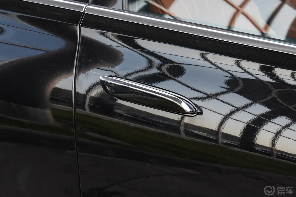 奔驰S级S 400 L 商务型外观细节