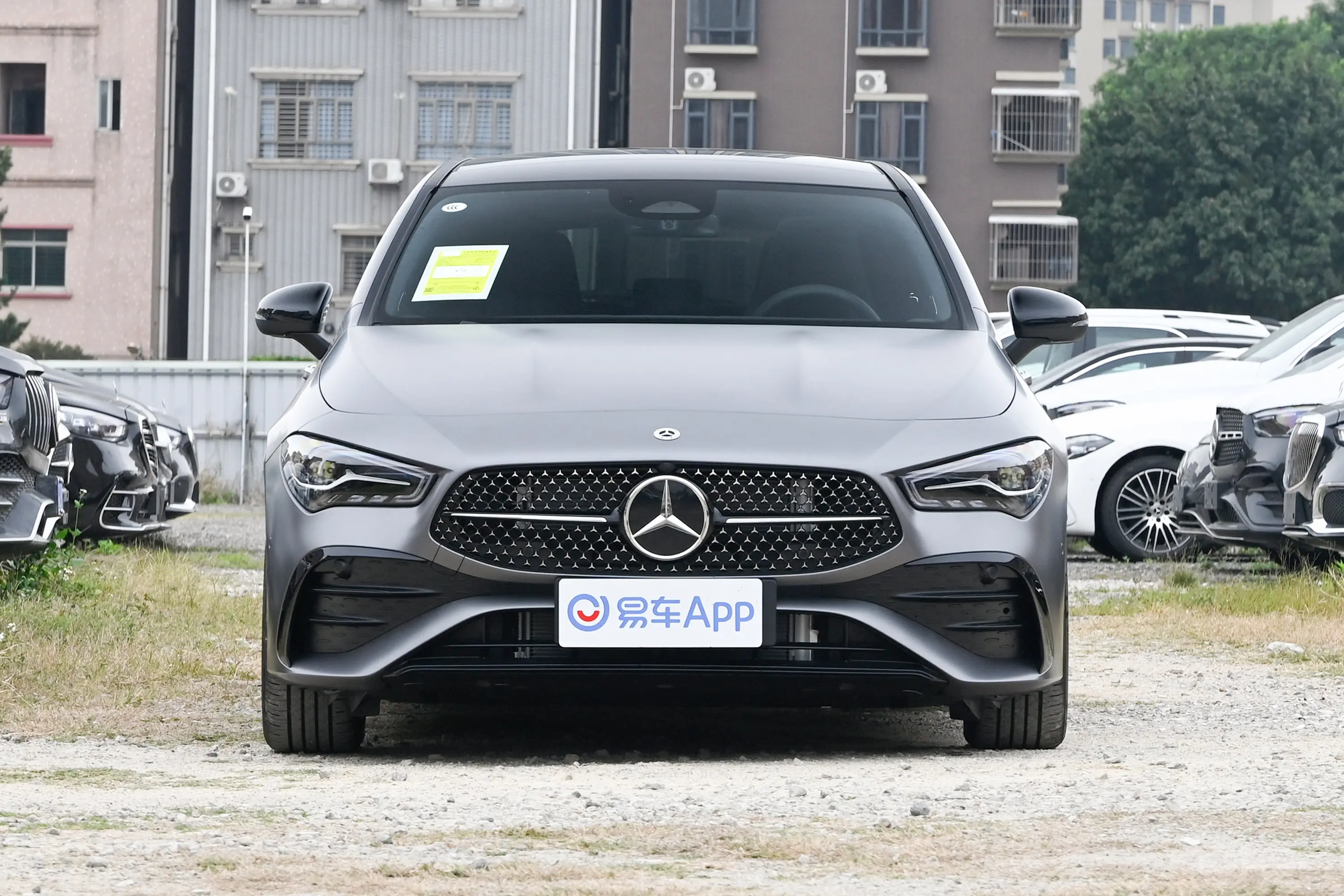 奔驰CLA级CLA 260 4MATIC 五门猎跑车正前水平