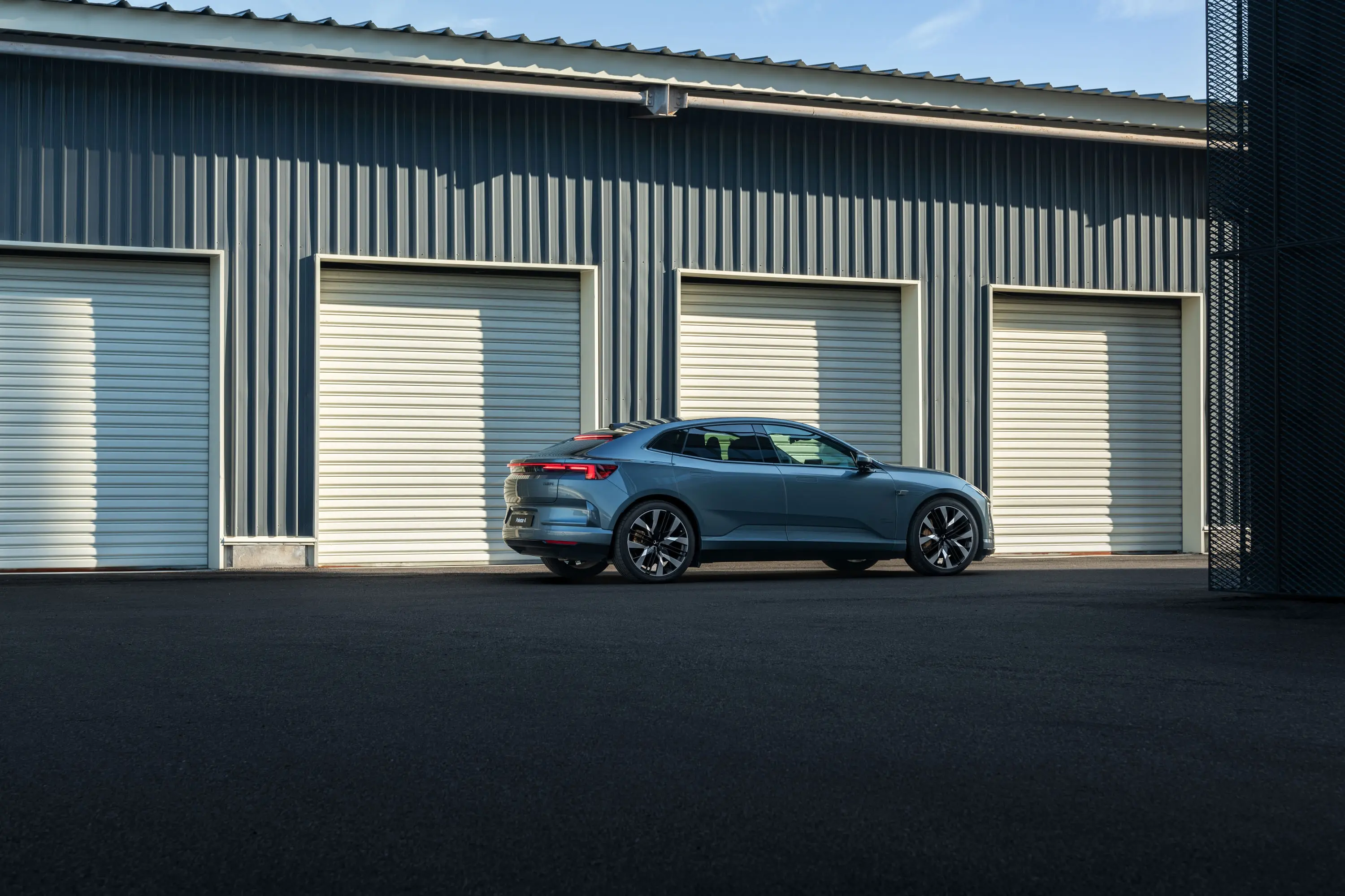 Polestar 4