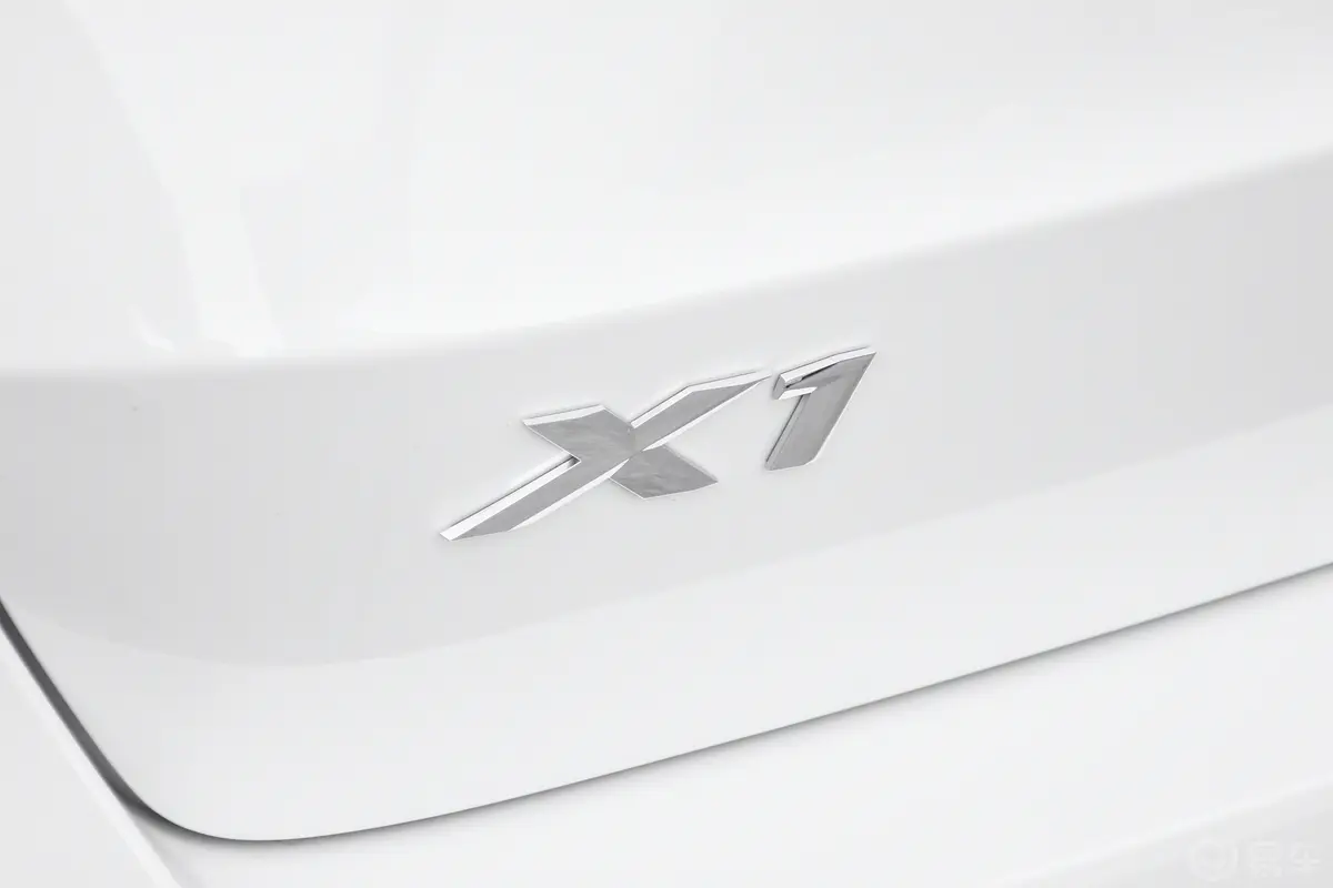 宝马X1sDrive25Li X设计套装外观细节