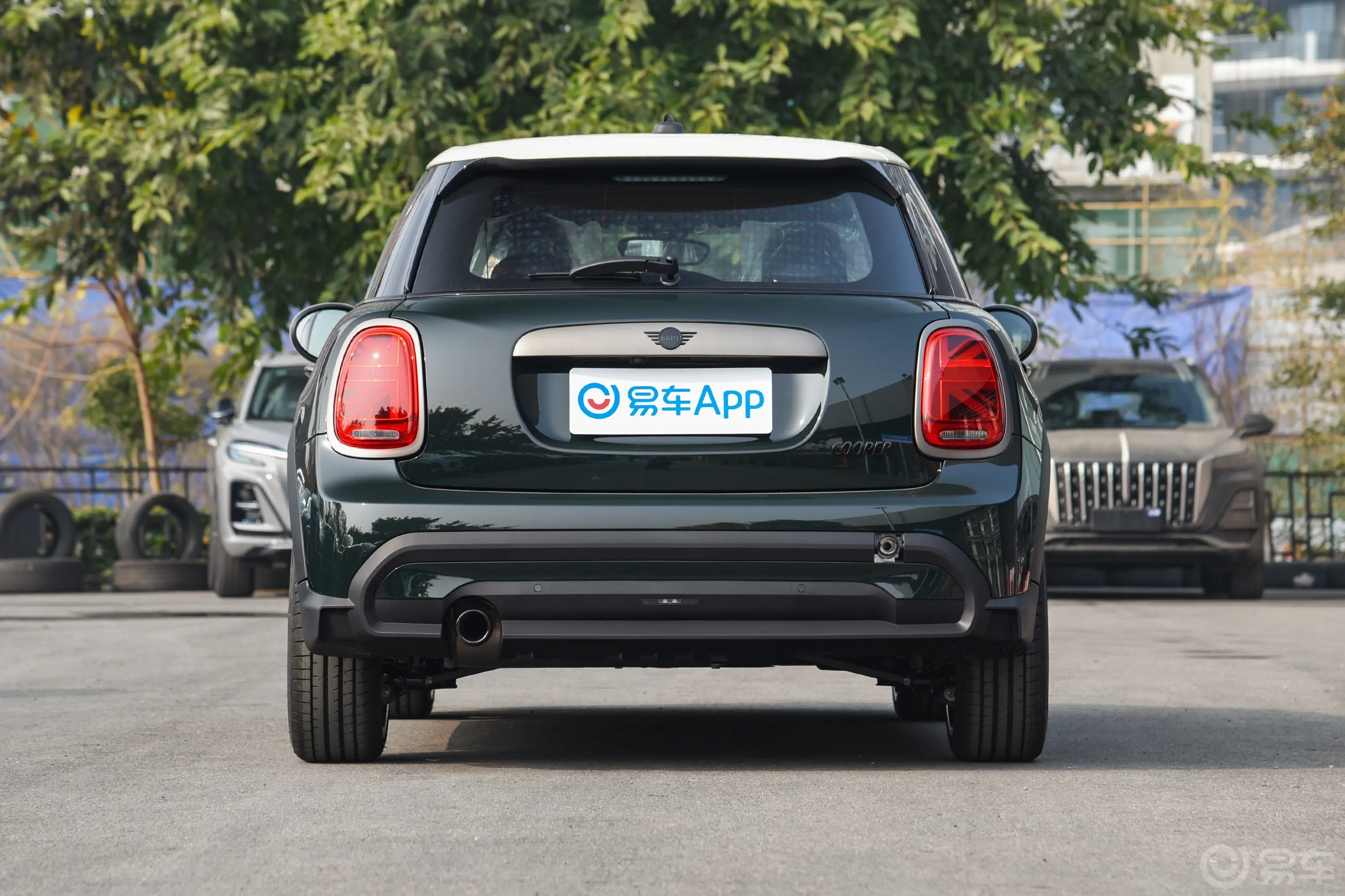 MINI1.5T COOPER 执迷版 五门版正后水平