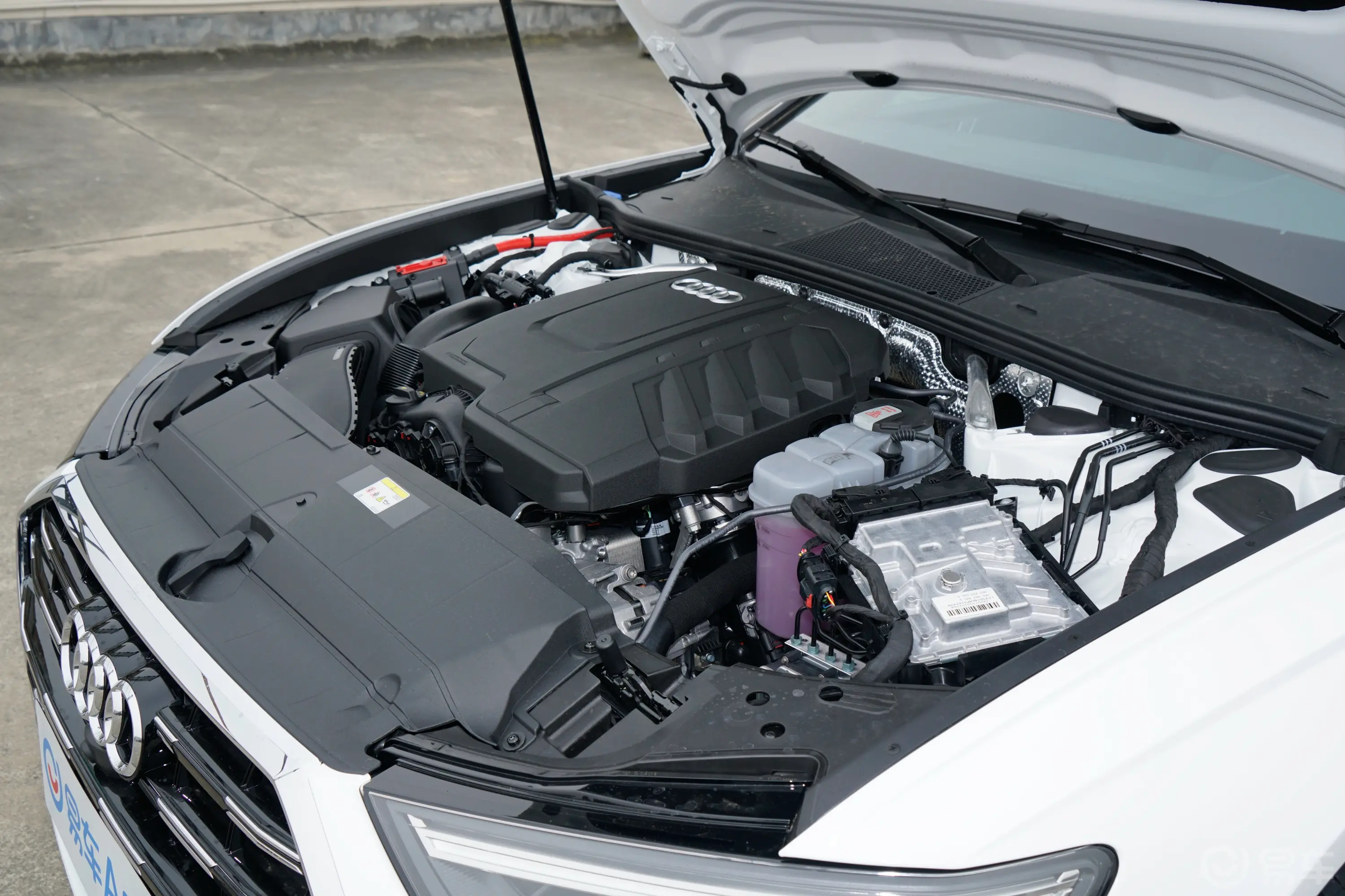 奥迪A6L45 TFSI 臻选动感型动力底盘