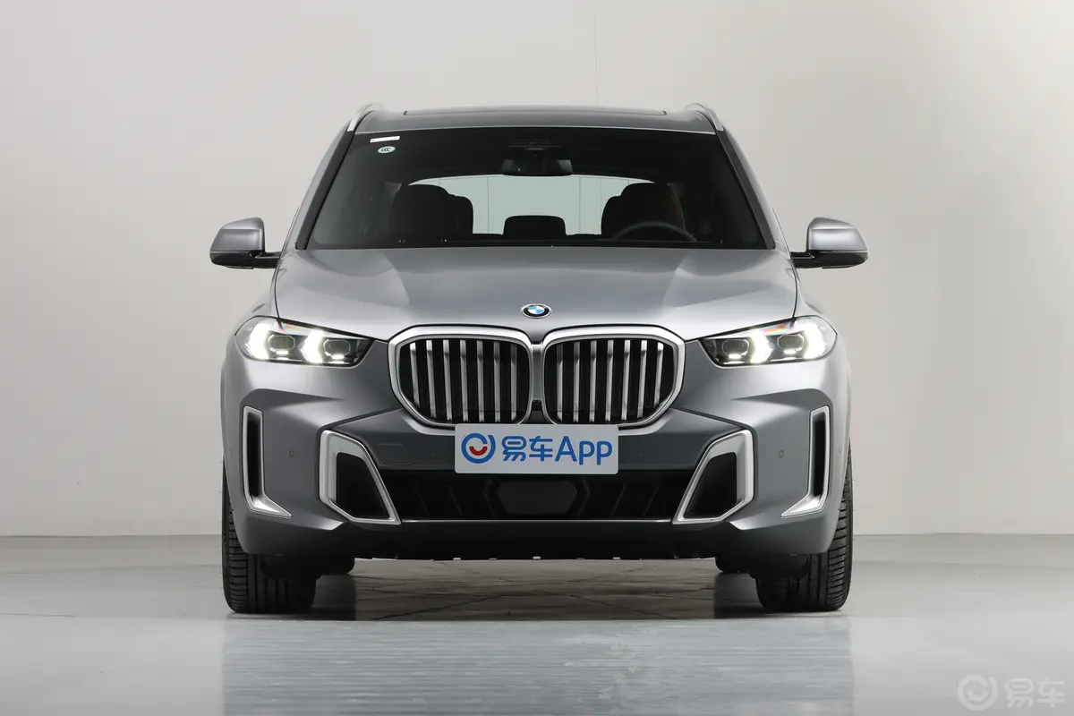 宝马X5xDrive40Li 尊享型M运动曜夜套装正前水平