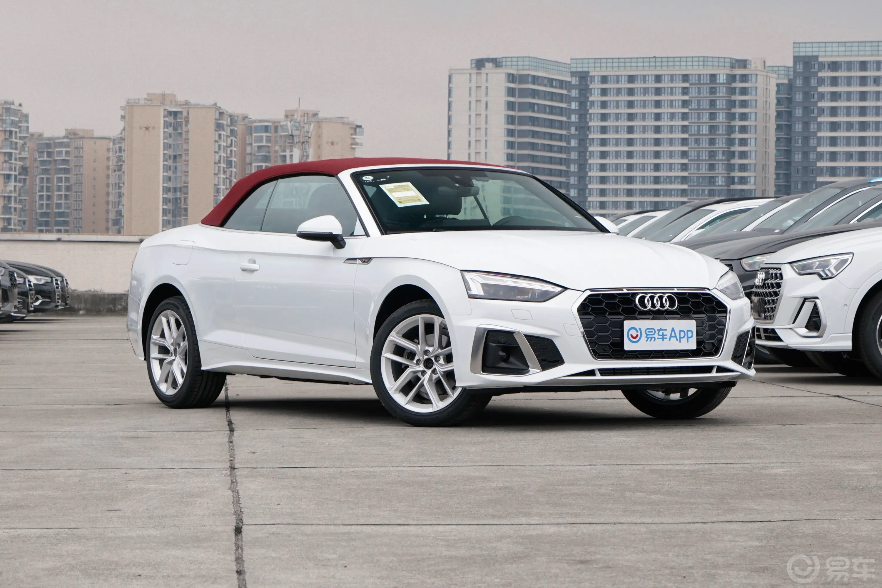 奥迪A5Cabriolet 40 TFSI 时尚动感型前轮毂造型