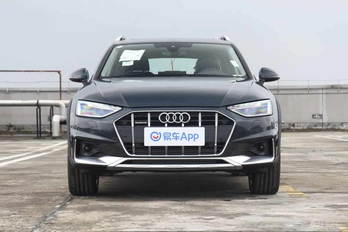 奥迪A4(进口)allroad quattro正前水平