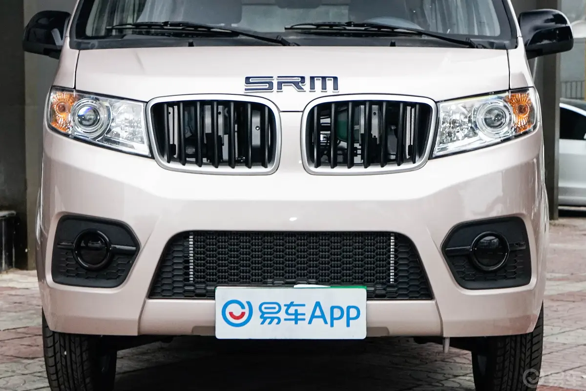 鑫源小海狮X301.5L 客车标准型 6座 CNG外观细节