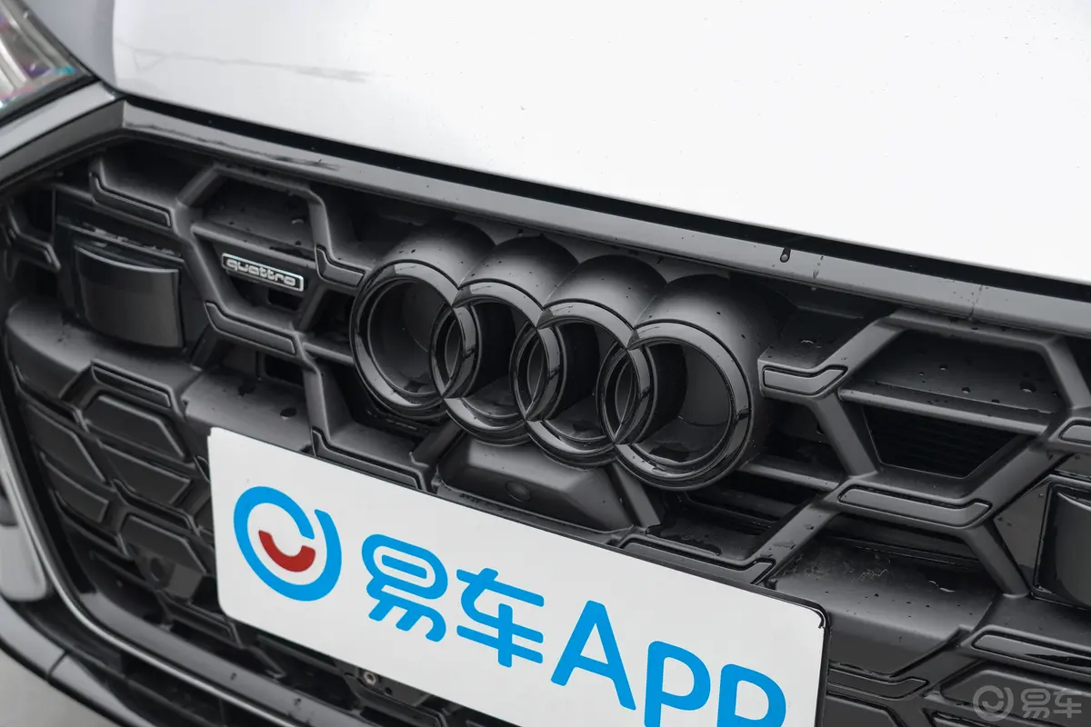 奥迪A6Avant 先锋派 45 TFSI 臻选动感型外观细节