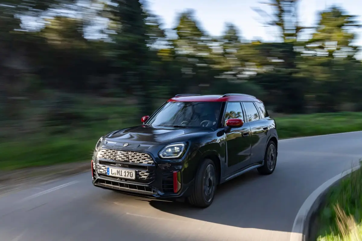 MINI JCW COUNTRYMAN