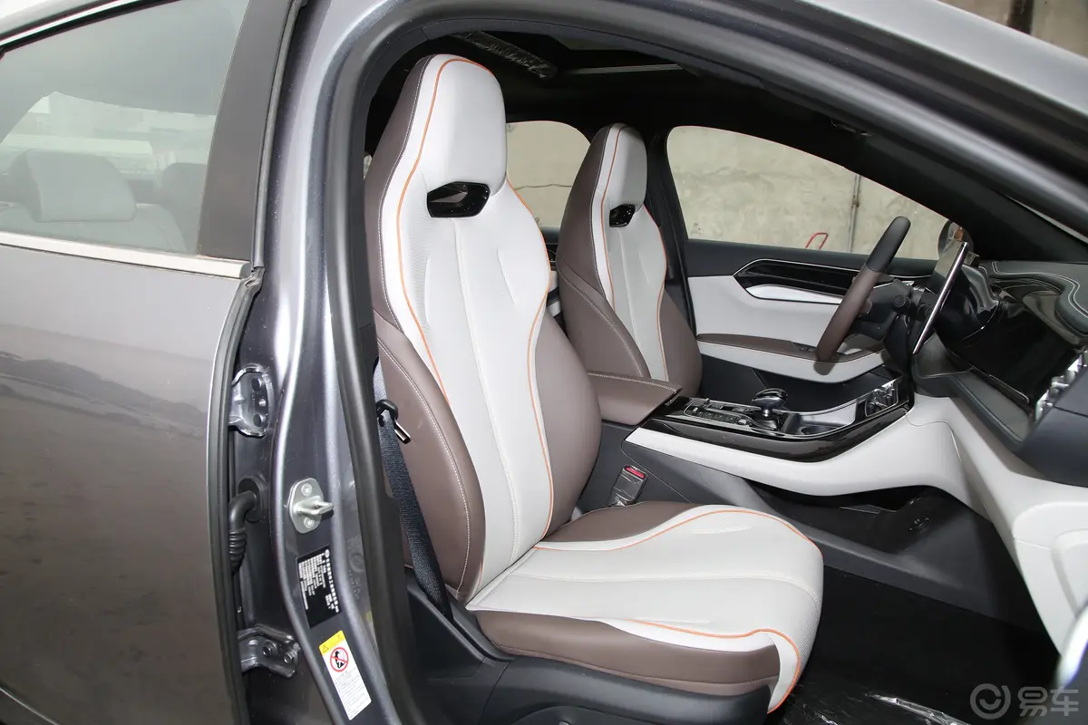 秦PLUS新能源EV 荣耀版 510km 卓越型副驾驶座椅