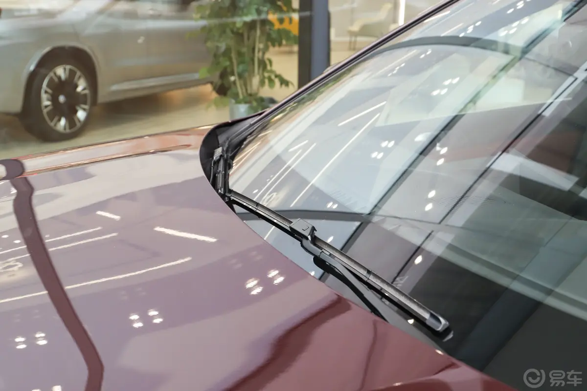 宝马X6改款 xDrive30i M运动套装雨刷器