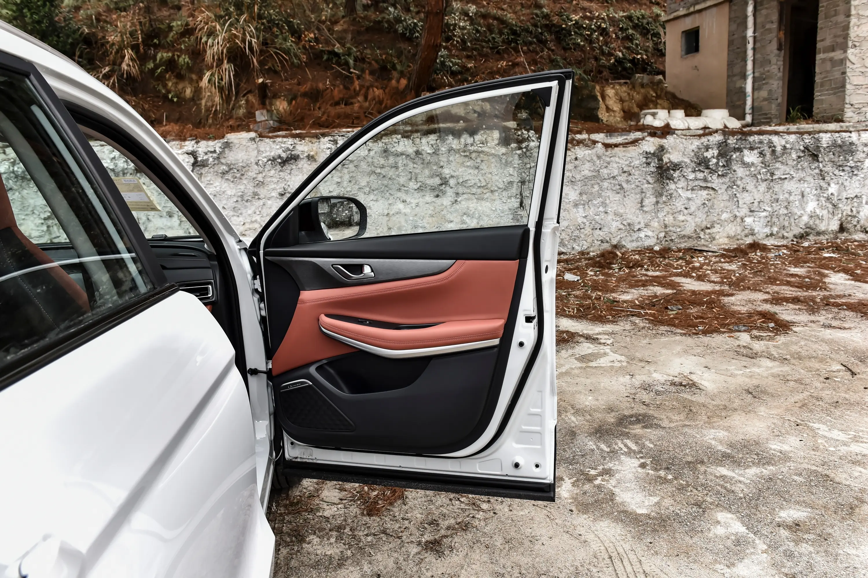 长安CS75畅享型 1.5T 自动尊贵型副驾驶员车门