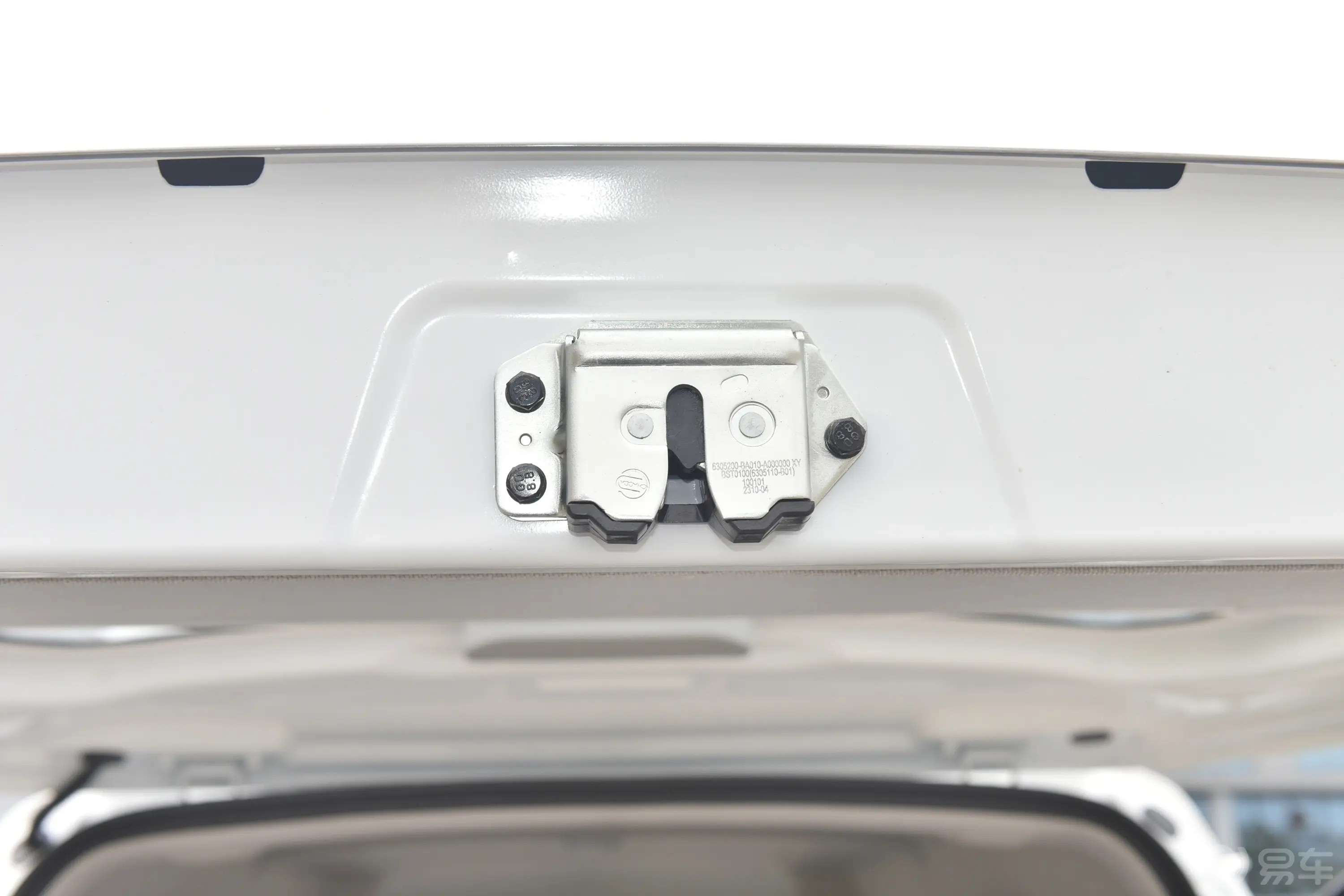 金杯小海狮X301.5L 客车财富型空调版 6座电动尾门按键（手动扶手）