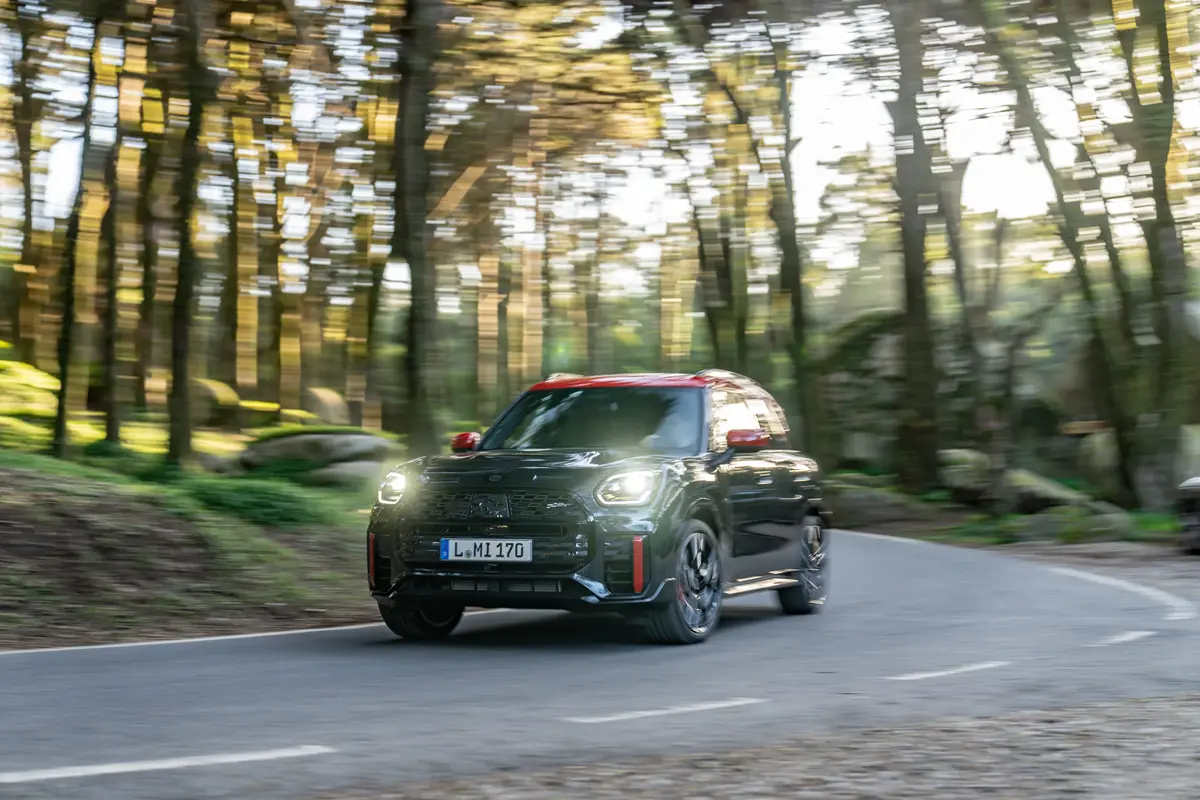 MINI JCW COUNTRYMAN