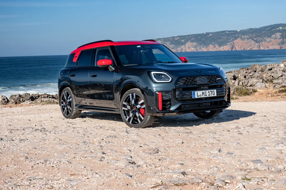 MINI JCW COUNTRYMAN