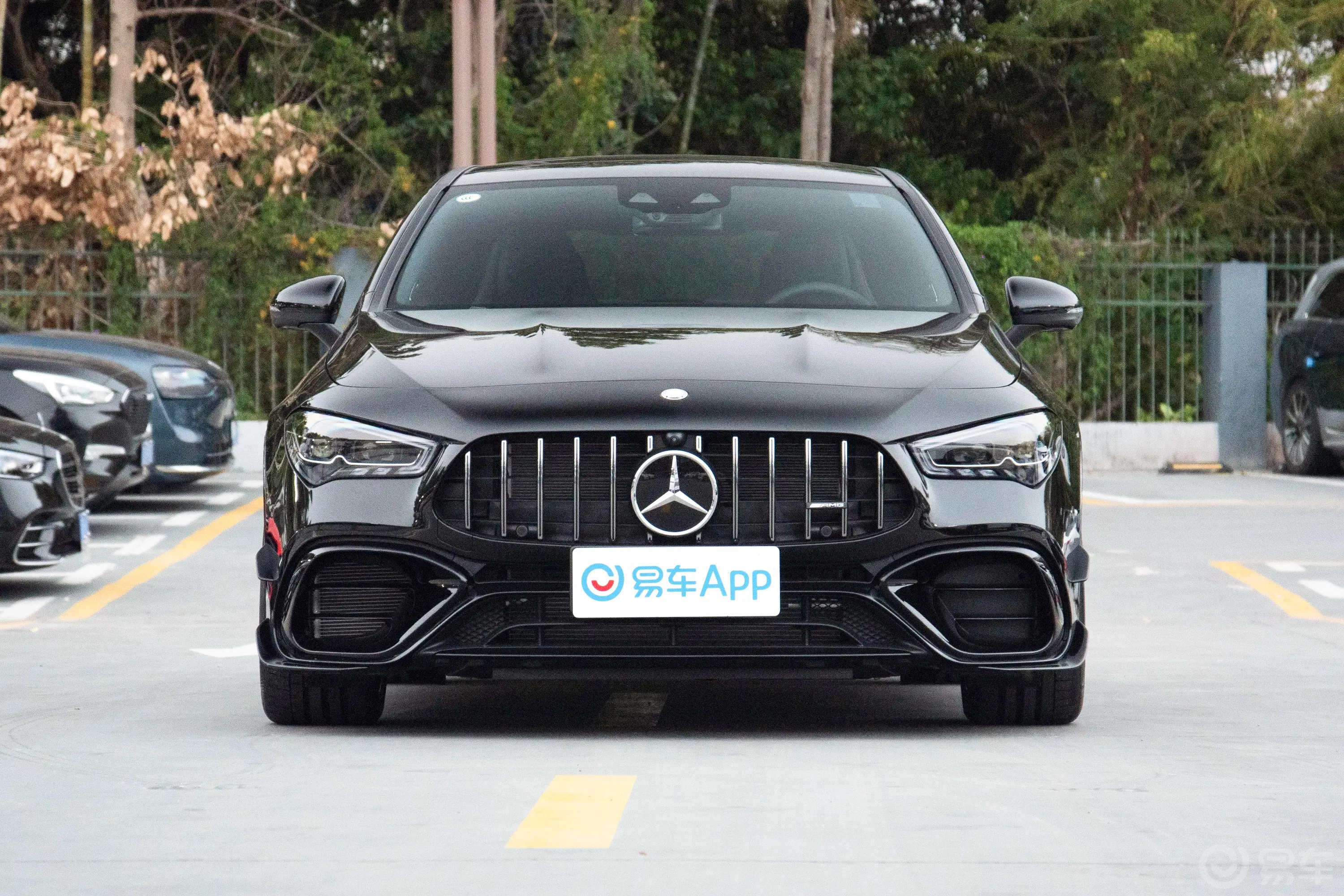 奔驰CLA级 AMGAMG CLA 45 S 4MATIC+正前水平