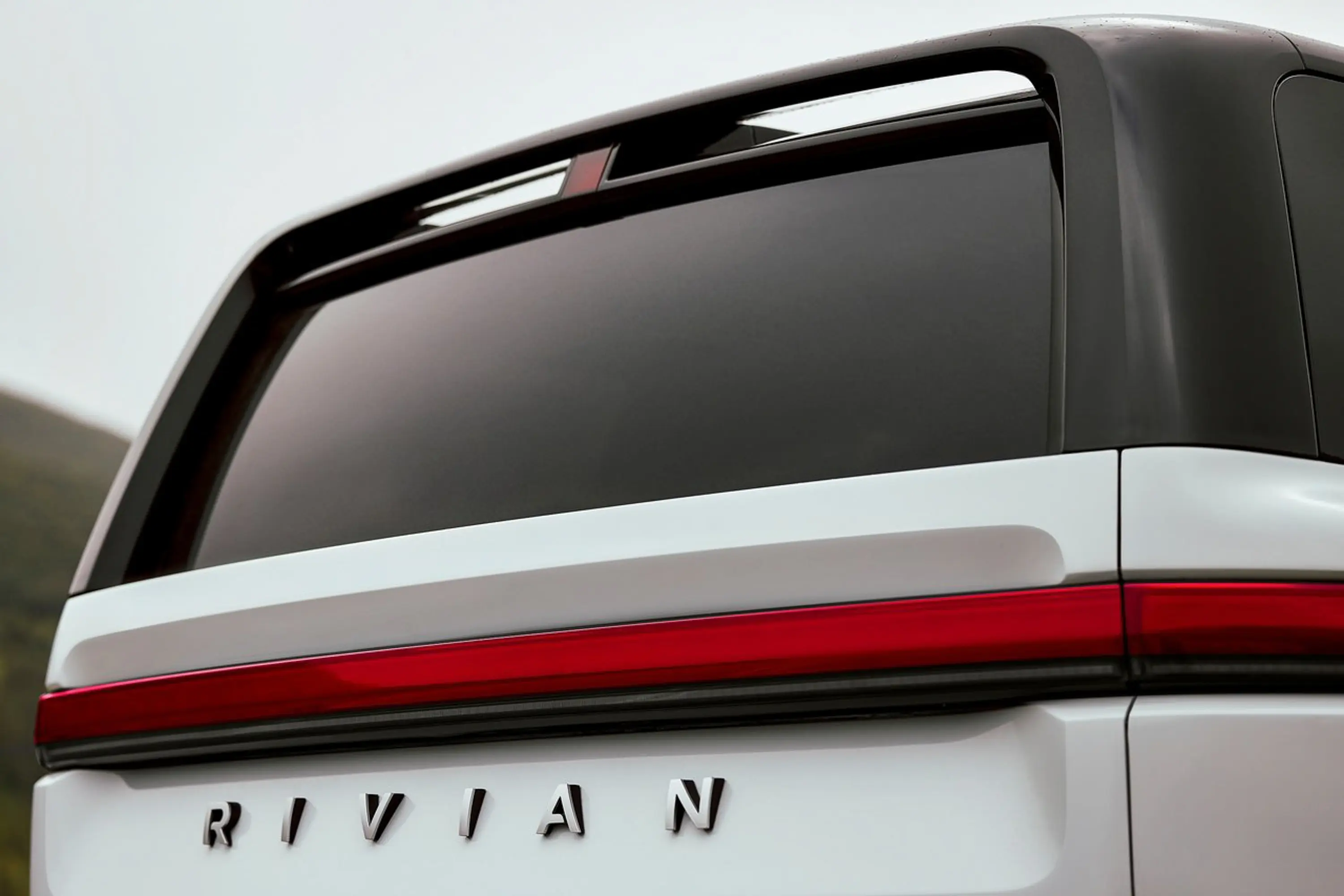 RIVIAN R2