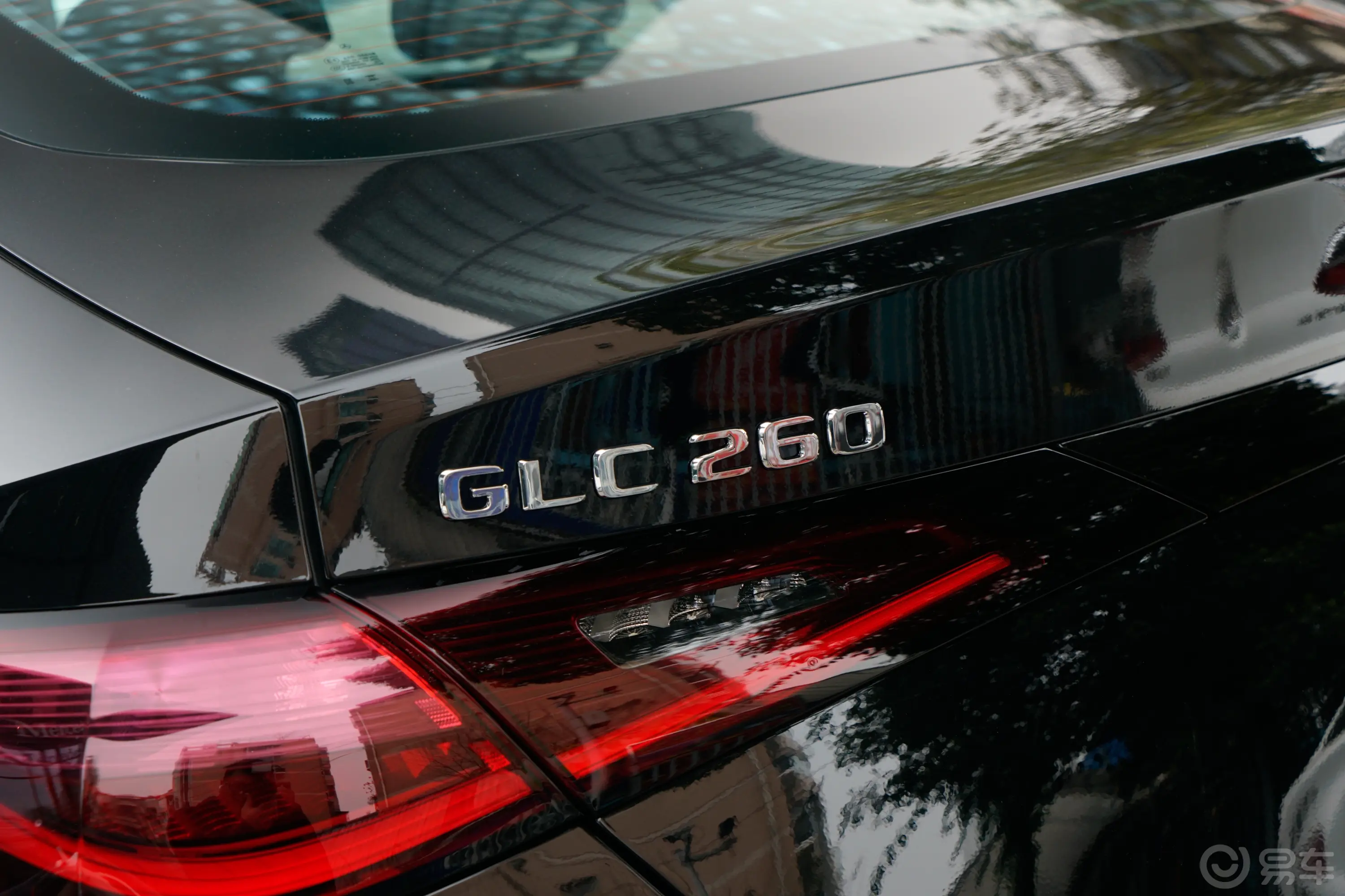 奔驰GLC轿跑GLC 260 4MATIC 轿跑SUV外观细节