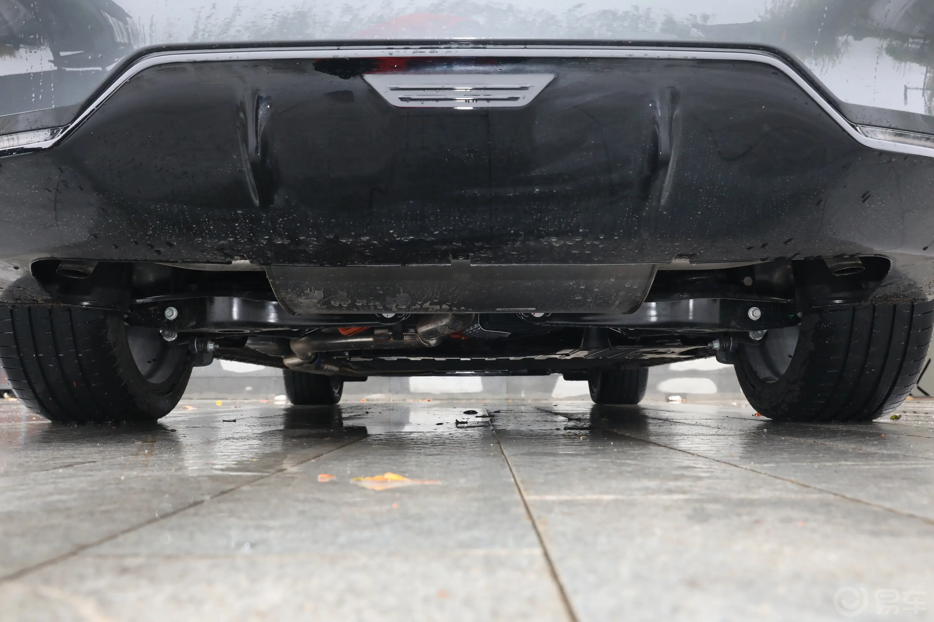 领克07EM-P 1.5T 126km 长续航Halo后悬架整体