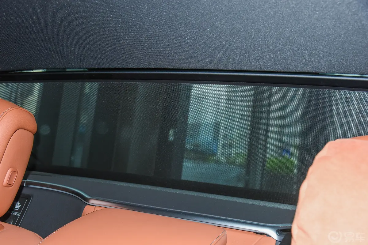 奔驰S级改款 S 400 L 商务型后风挡遮阳帘