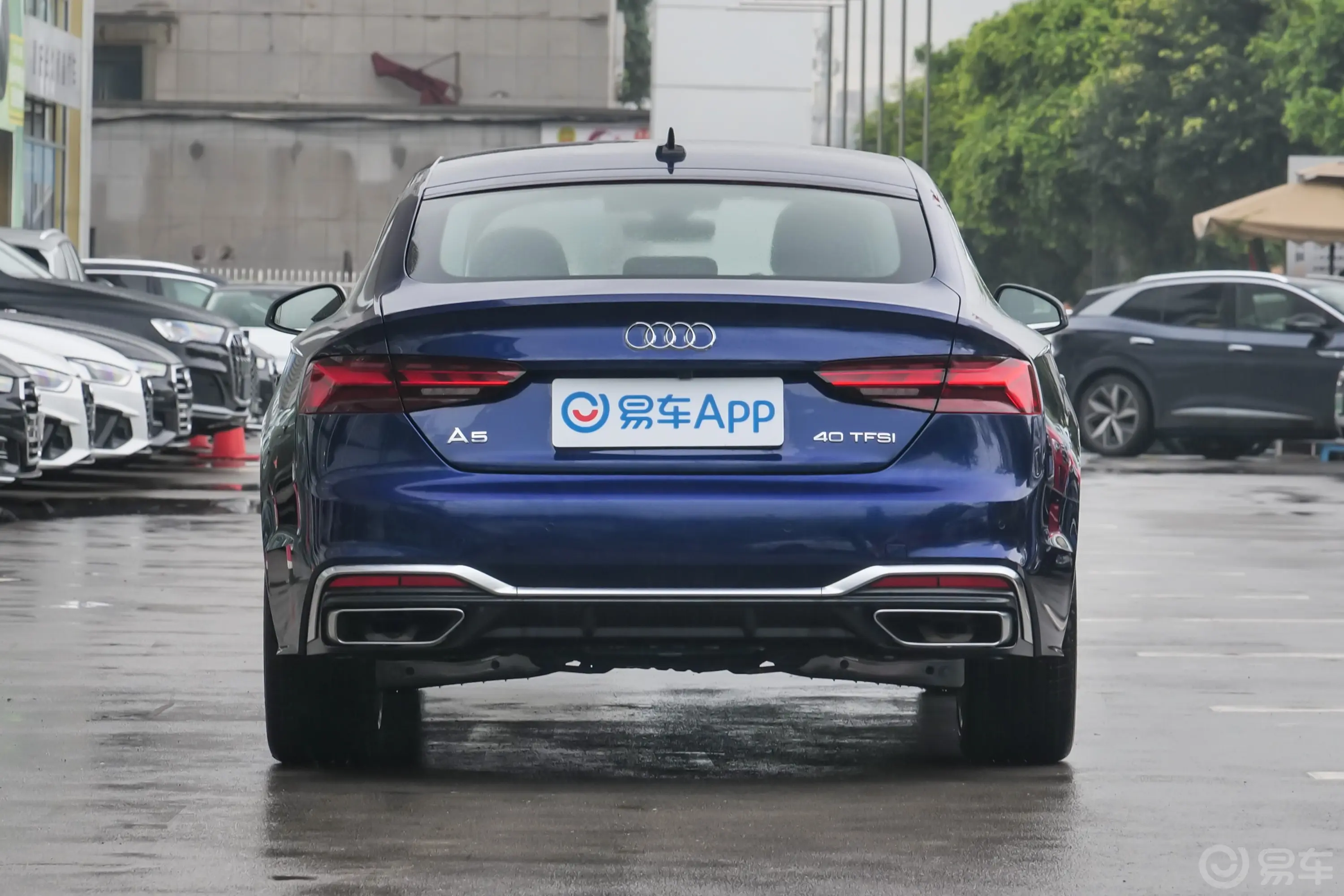 奥迪A5Sportback 40 TFSI 时尚动感型正后水平