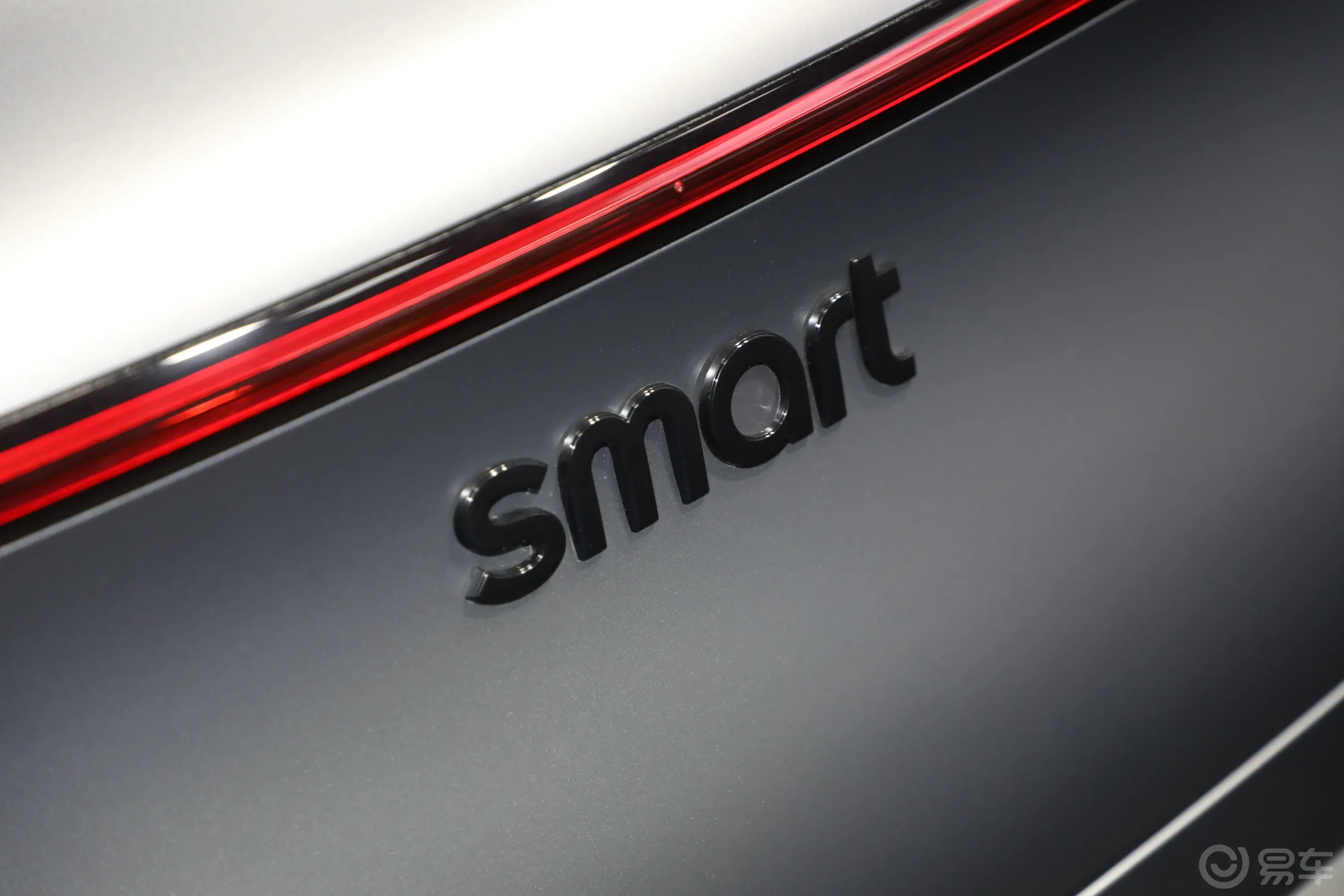 smart精灵#3520km 四驱BRABUS性能版主驾驶后视镜背面