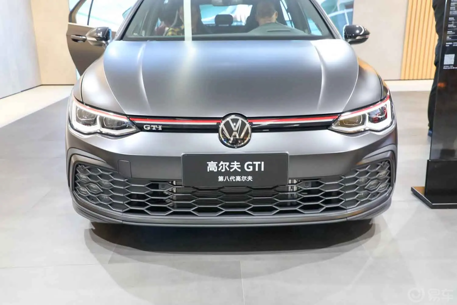 高尔夫380TSI GTI