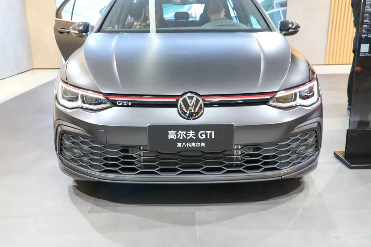 高尔夫380TSI GTI