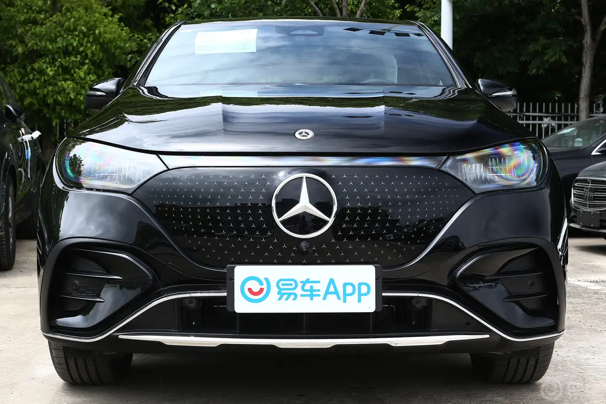 奔驰EQE SUV500 4MATIC 先锋版外观细节