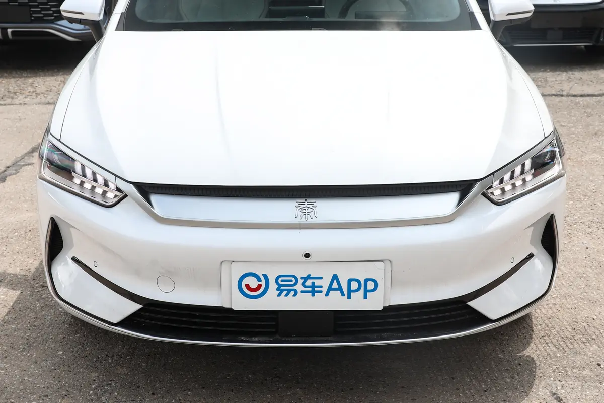 秦PLUS新能源EV 荣耀版 420km 超越型外观细节