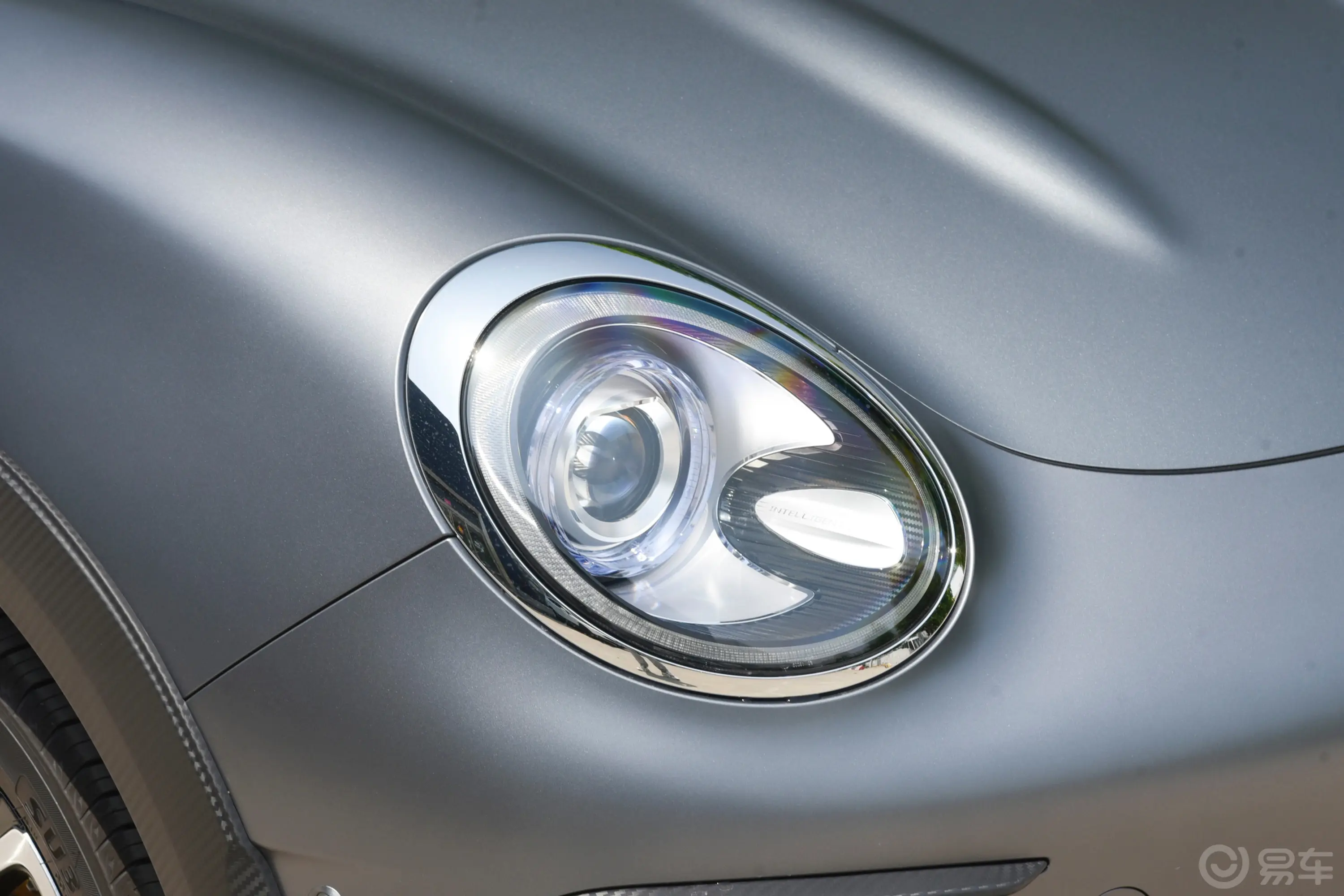欧拉好猫GT木兰版 401km 尊荣型大灯侧45度俯拍