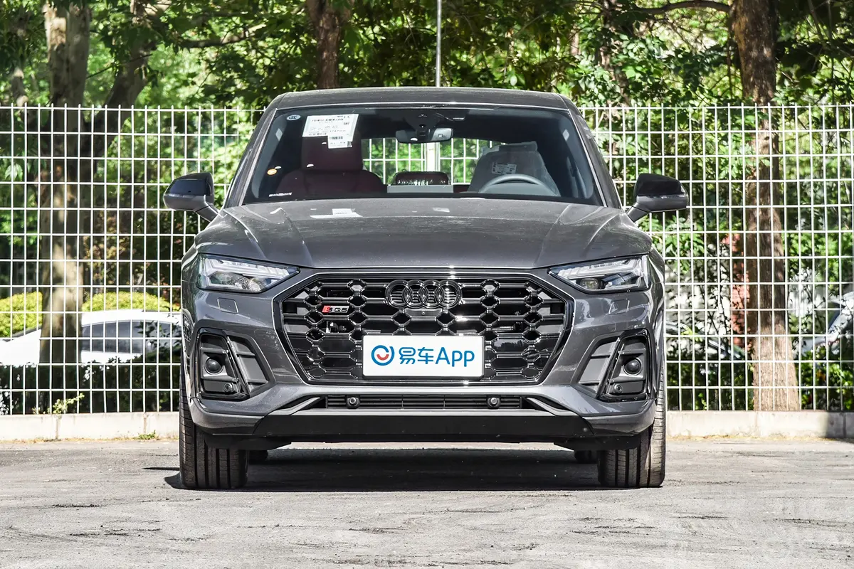 奥迪SQ5 Sportback3.0T quattro正前水平