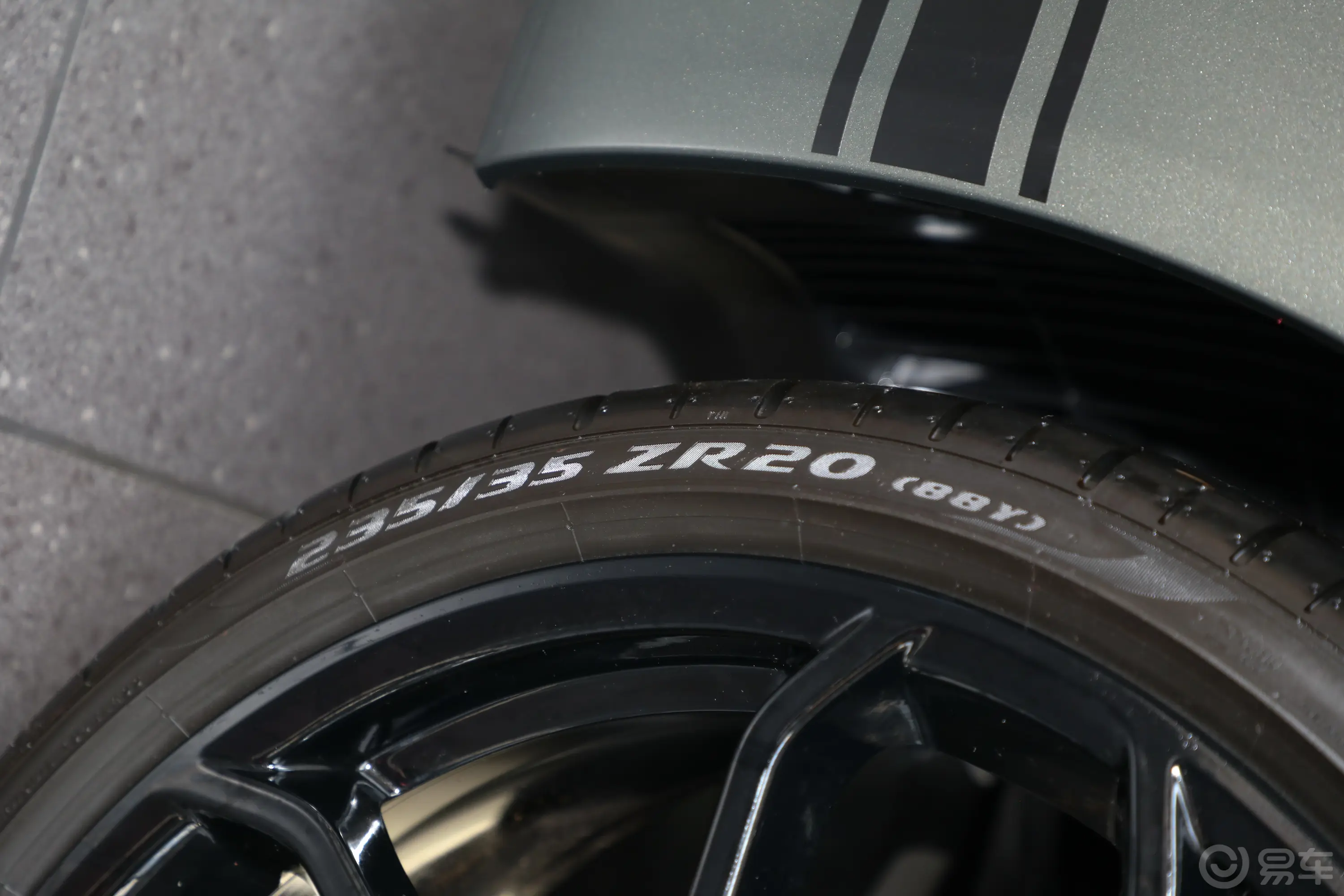 保时捷718Boxster Style Edition 2.0T动力底盘