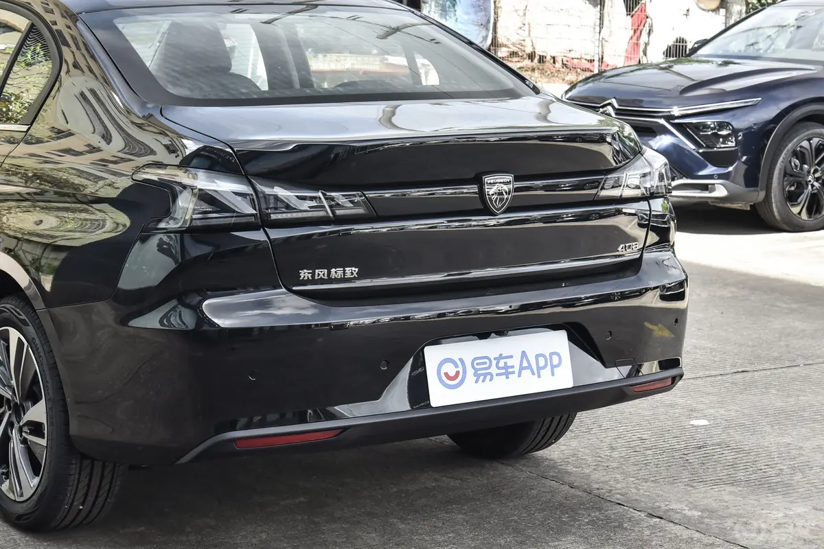 标致408龘龘款 360THP 拉图版车尾特写