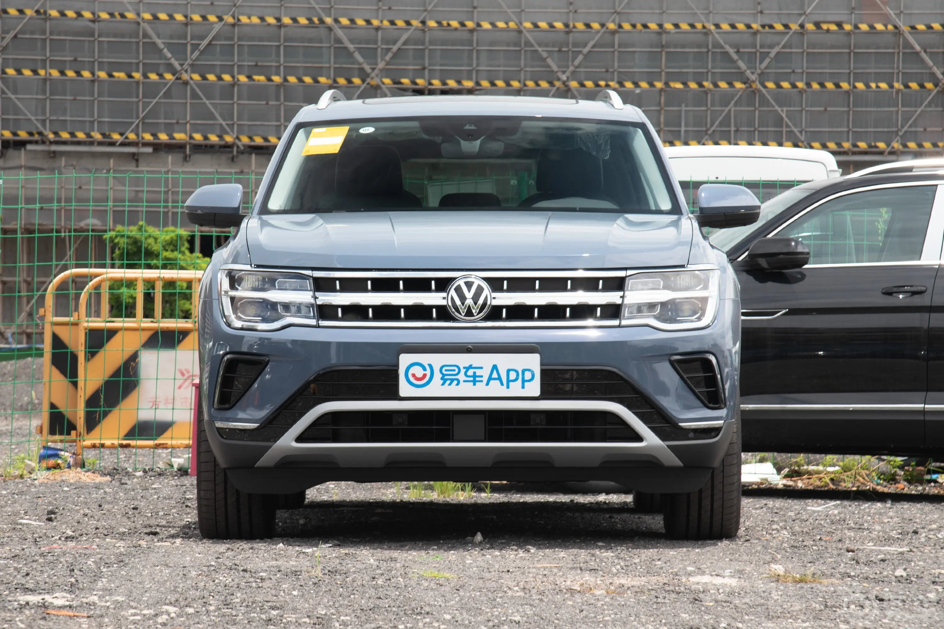 途昂出众款 380TSI 四驱龙耀版正前水平