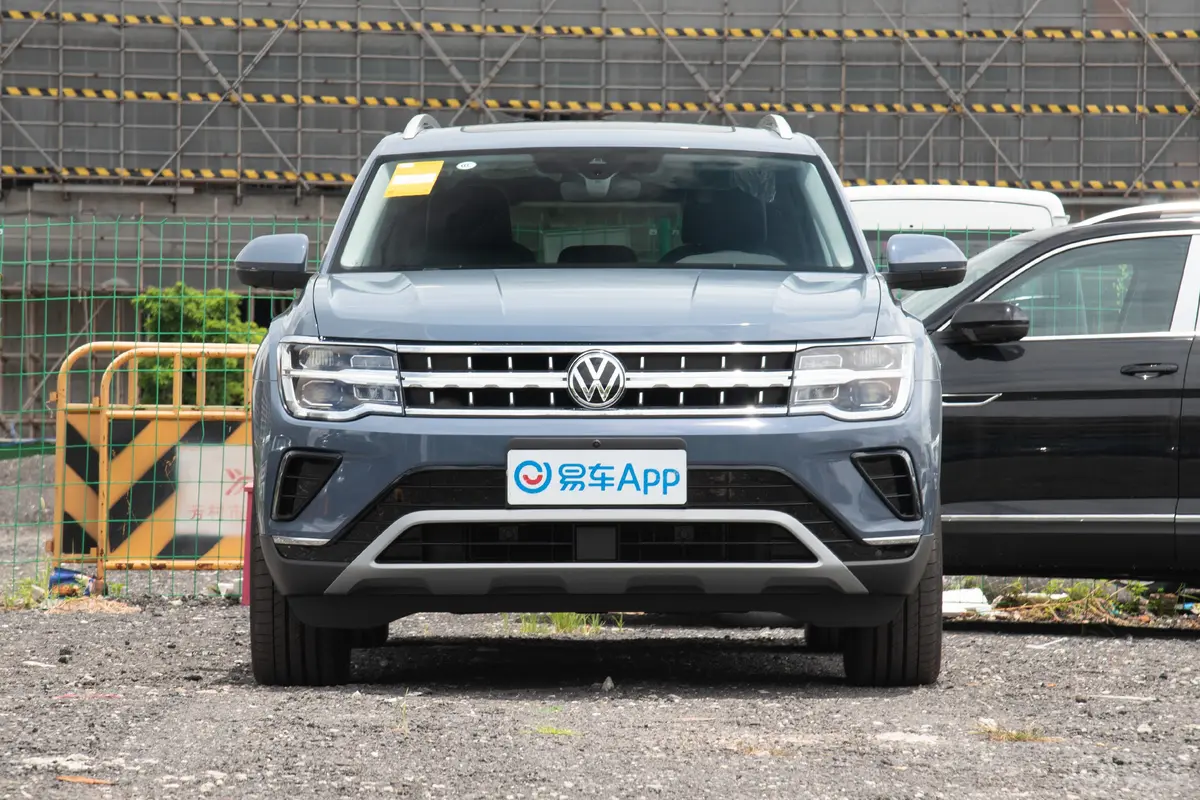 途昂出众款 380TSI 四驱龙耀版正前水平