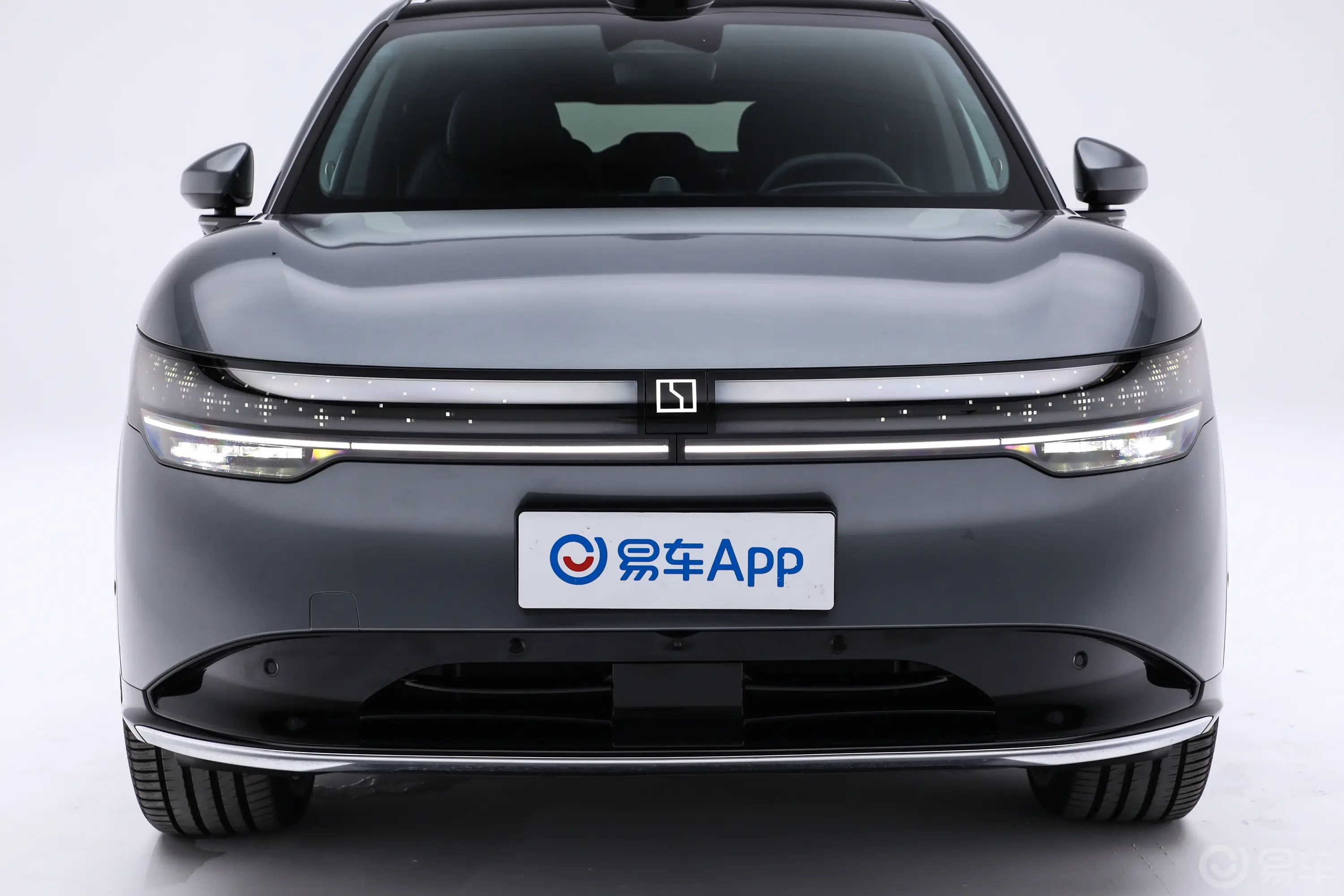 ZEEKR 7X705km 四驱长续航智驾版外观细节