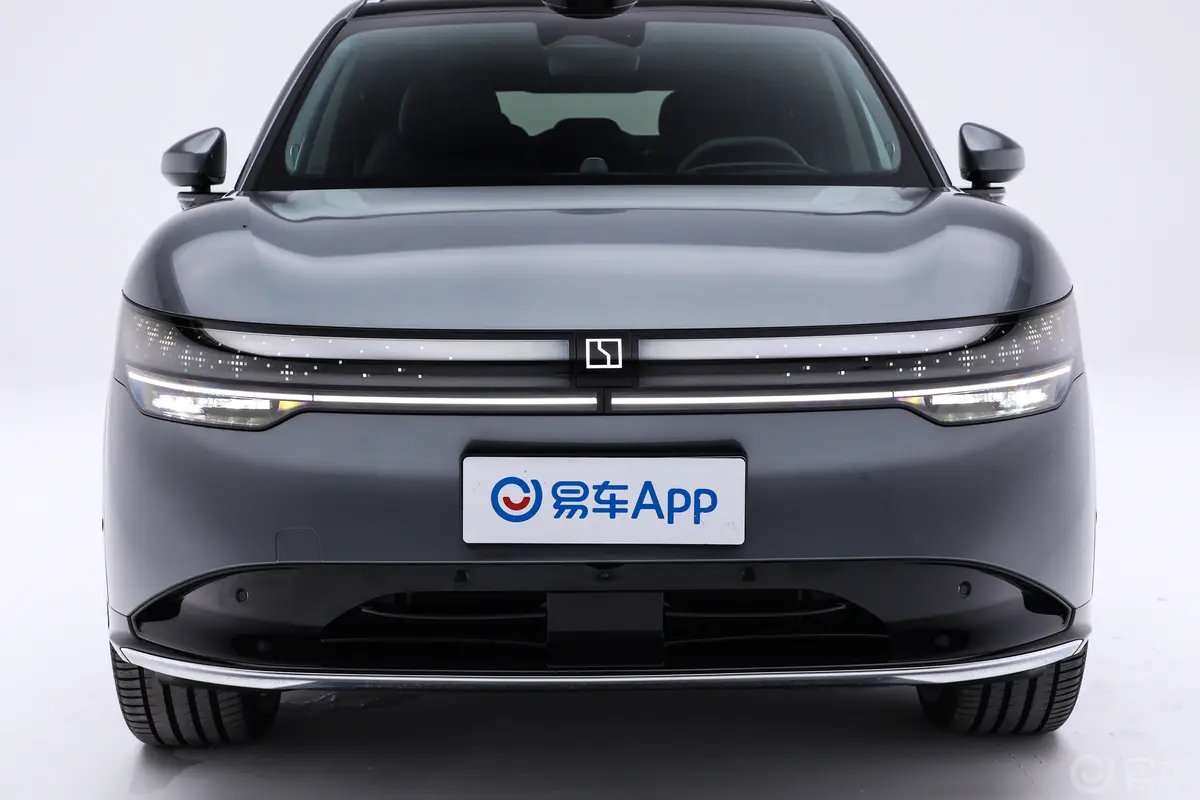 ZEEKR 7X705km 四驱长续航智驾版外观细节