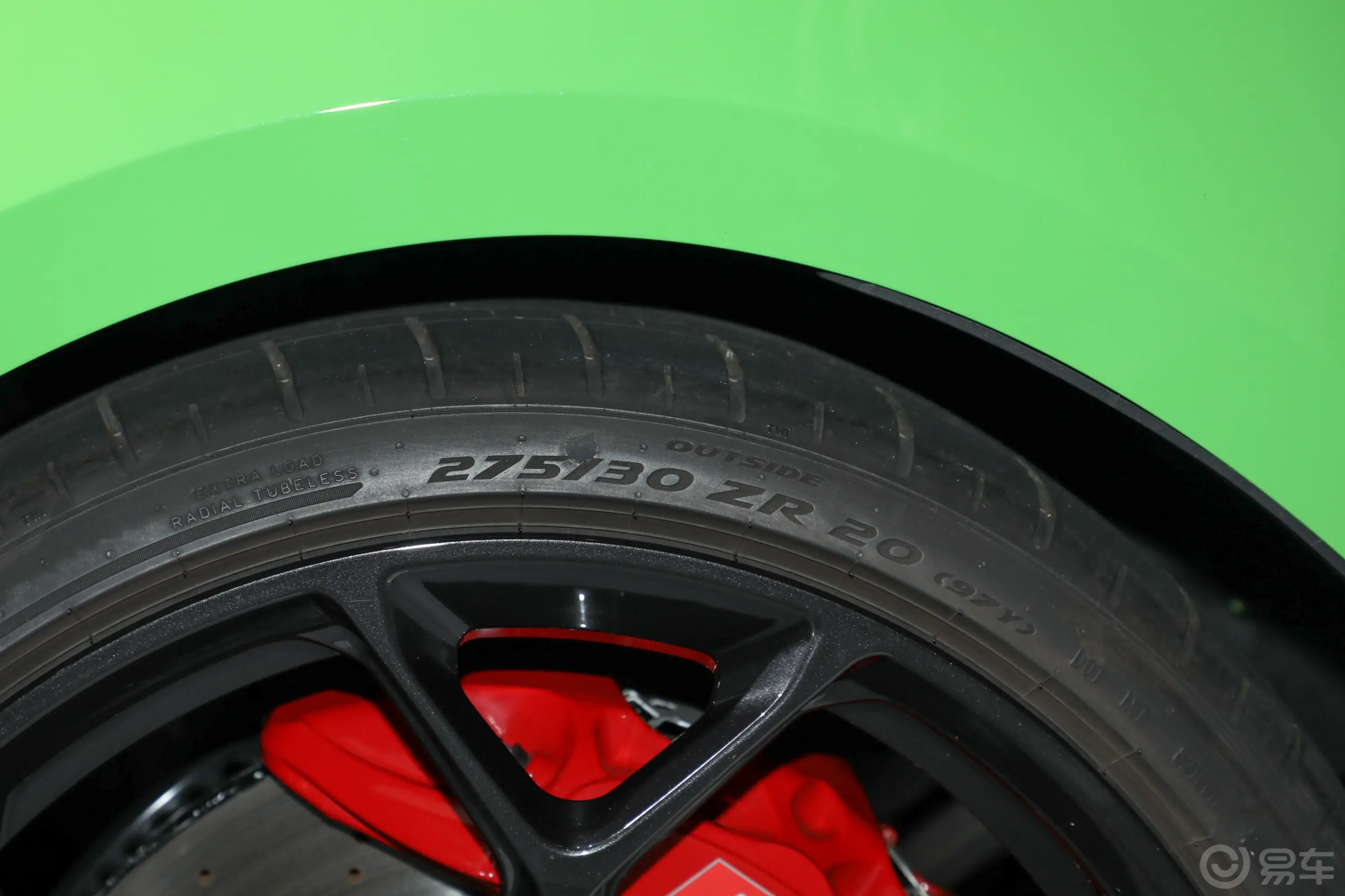 奥迪RS 52.9T Sportback 燃擎版