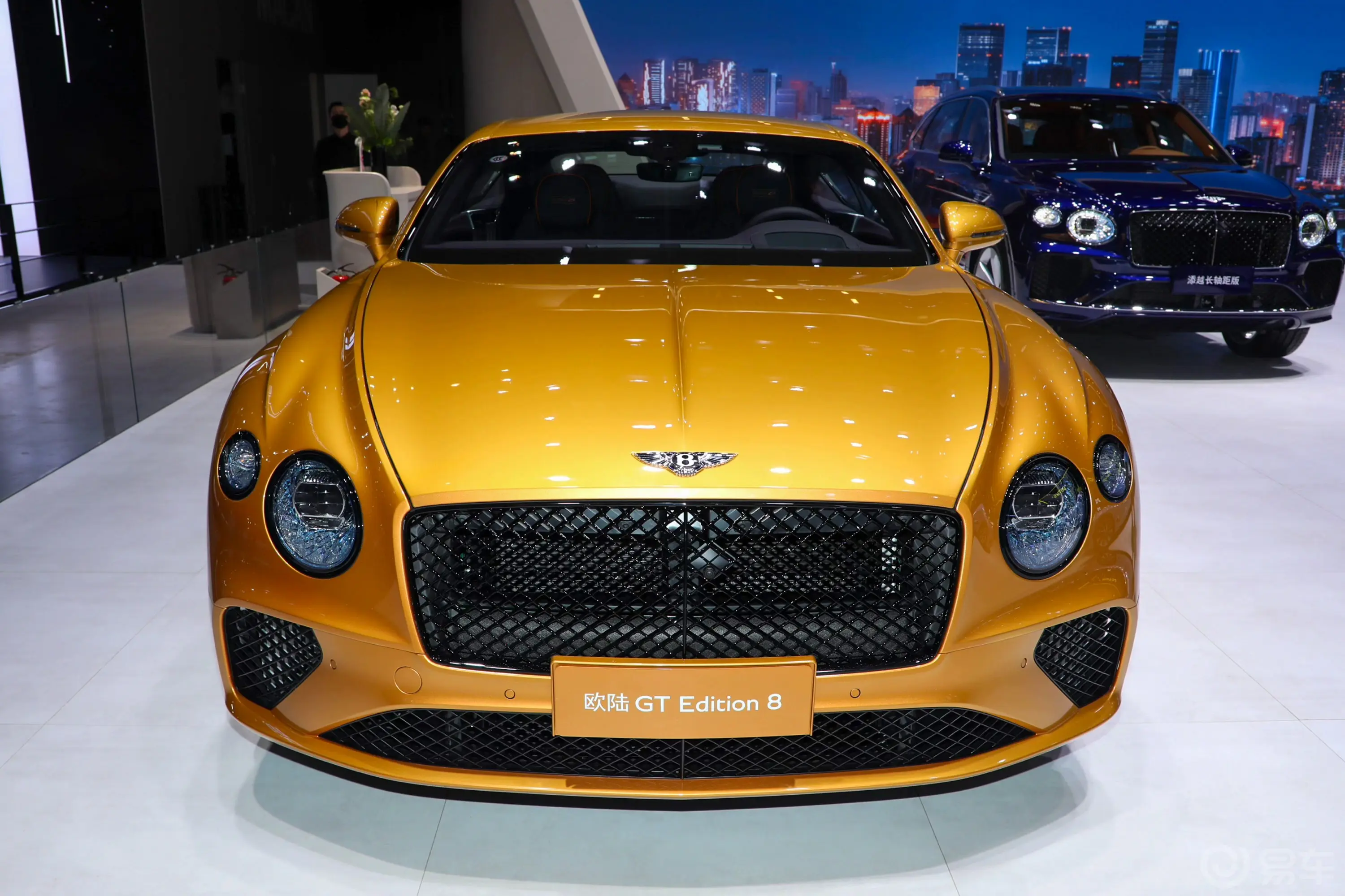 欧陆4.0T V8 Edition 8外观