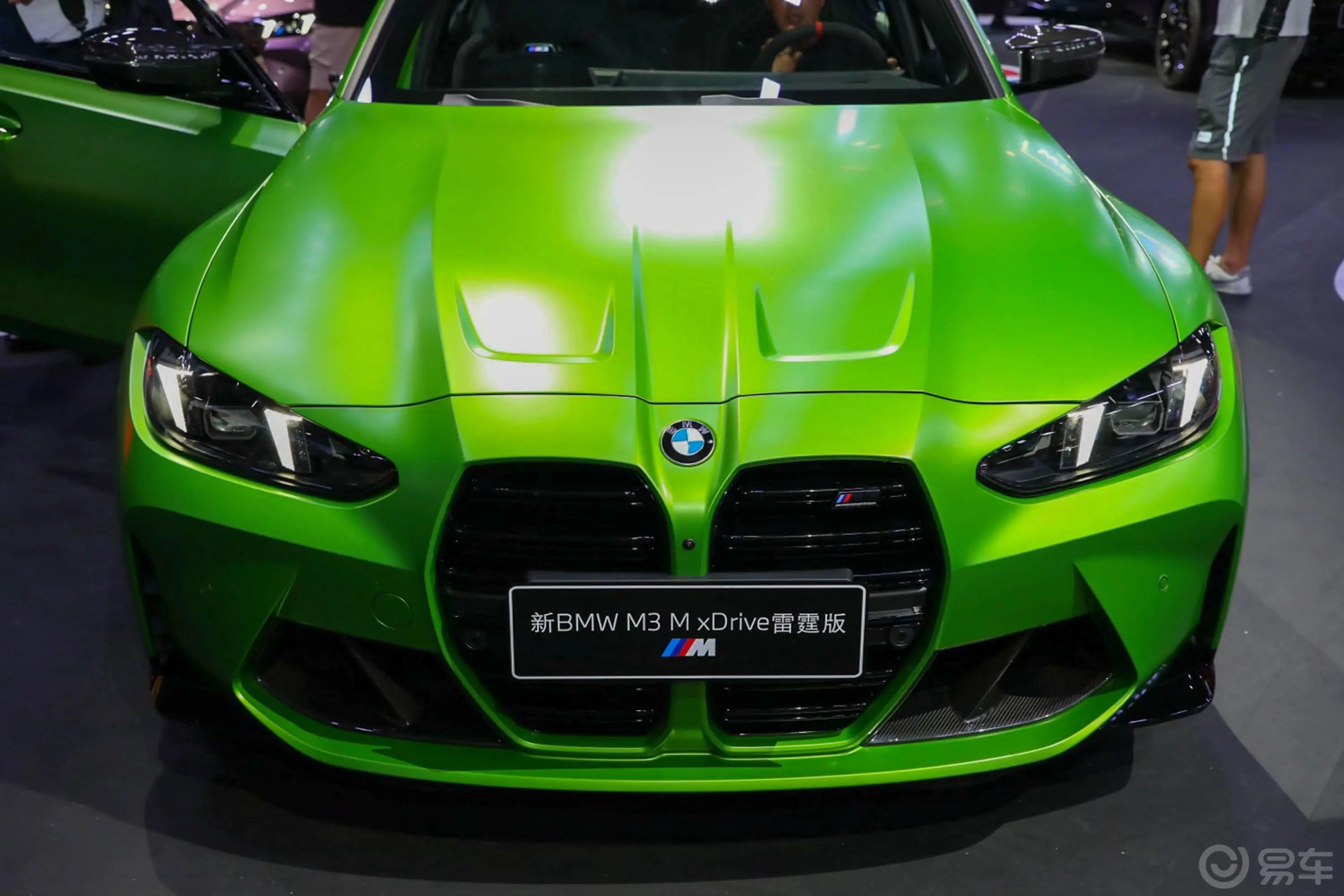 宝马M3M3 M xDrive 雷霆版外观