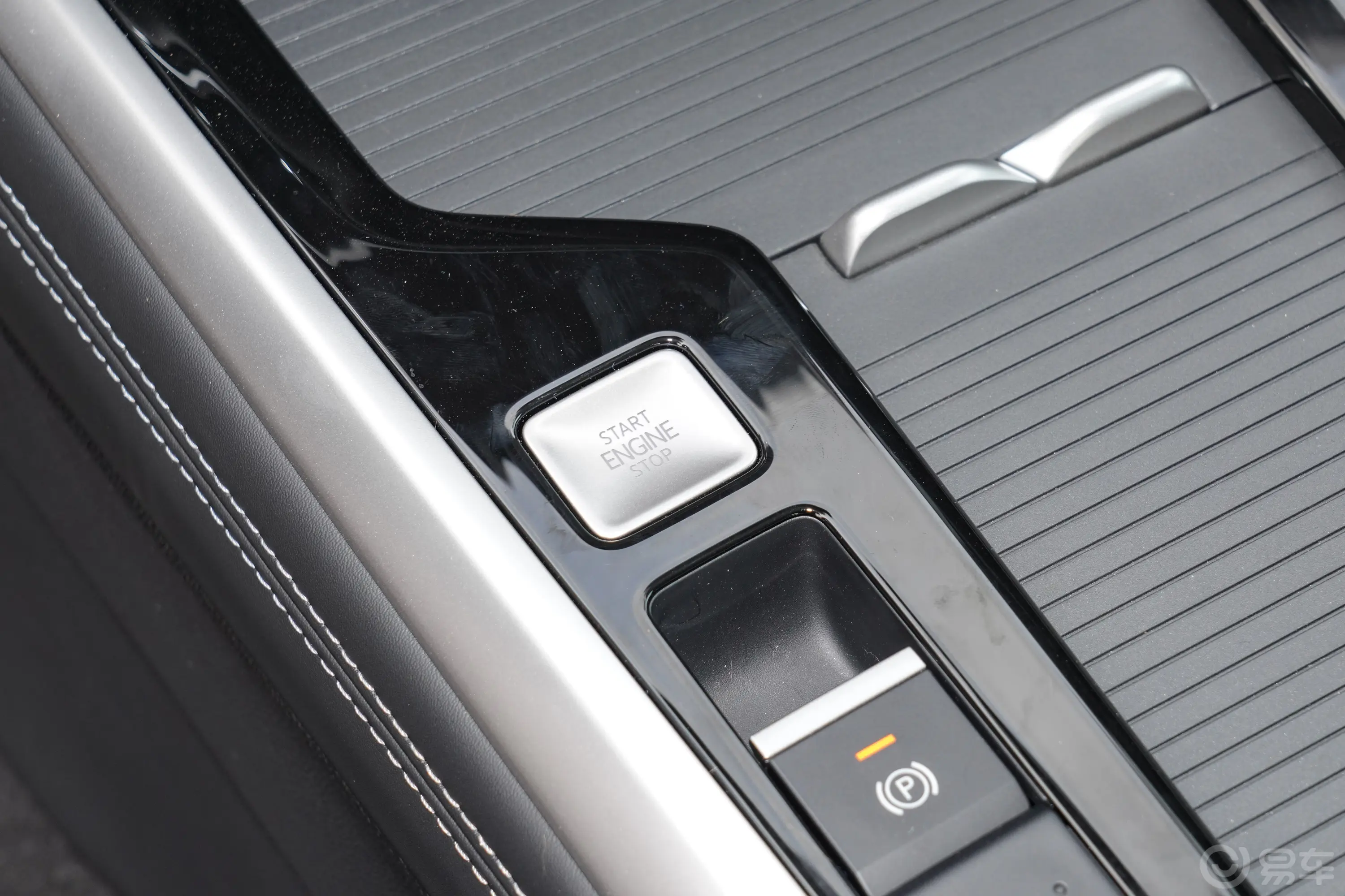 帕萨特Pro 380TSI 龙尊版钥匙孔或一键启动按键
