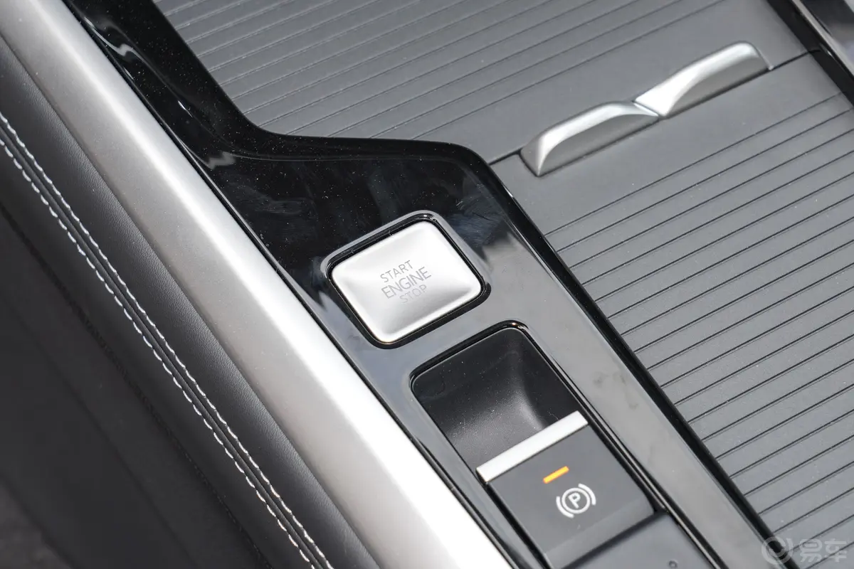 帕萨特Pro 380TSI 龙尊版钥匙孔或一键启动按键