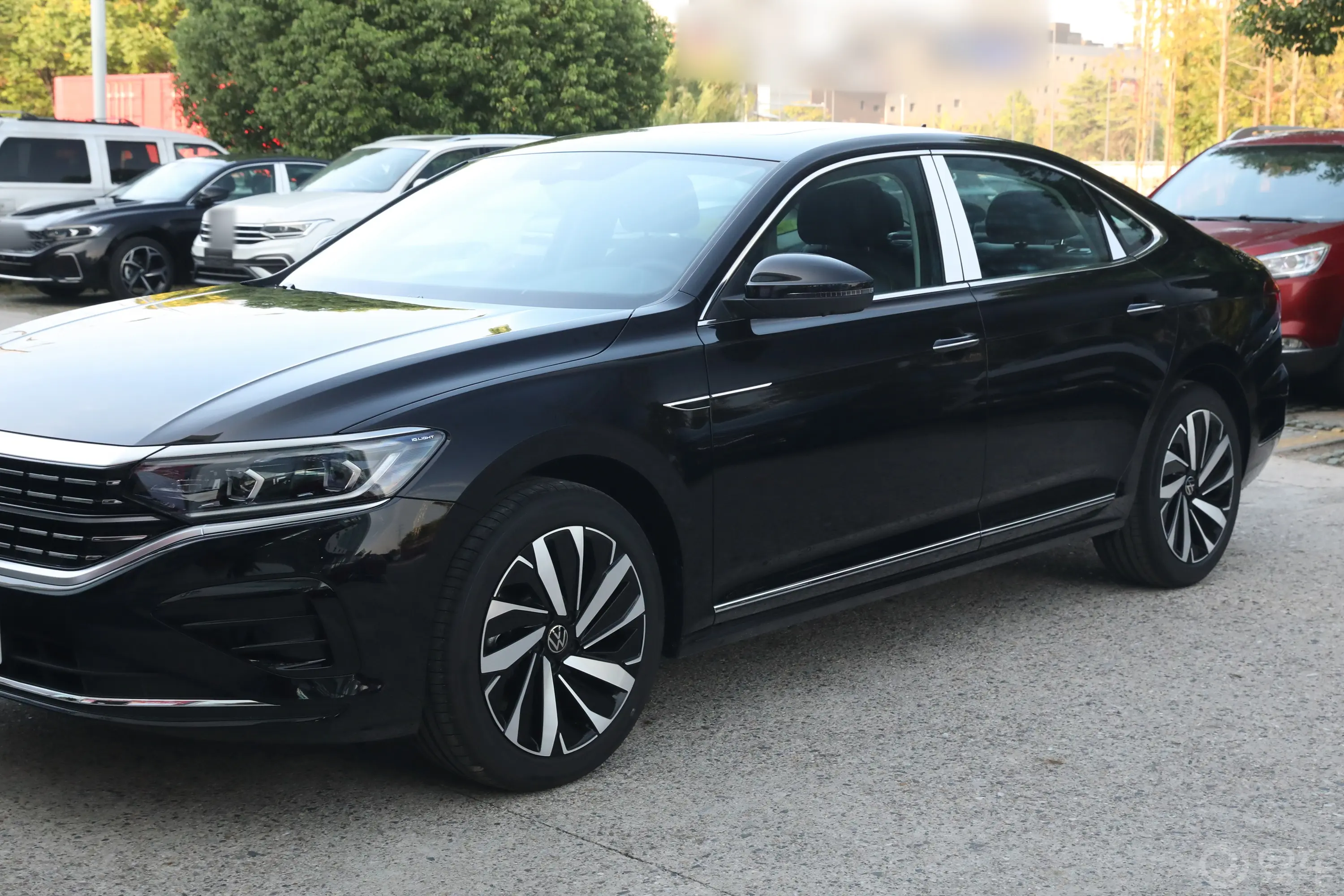 帕萨特出众款 380TSI 龙耀版外观细节