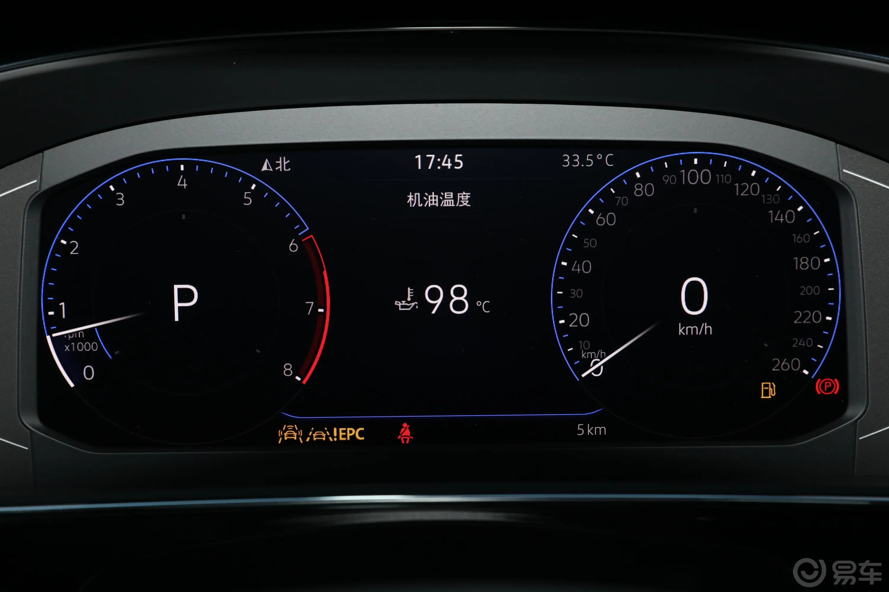 帕萨特出众款 380TSI 龙耀版主驾驶位