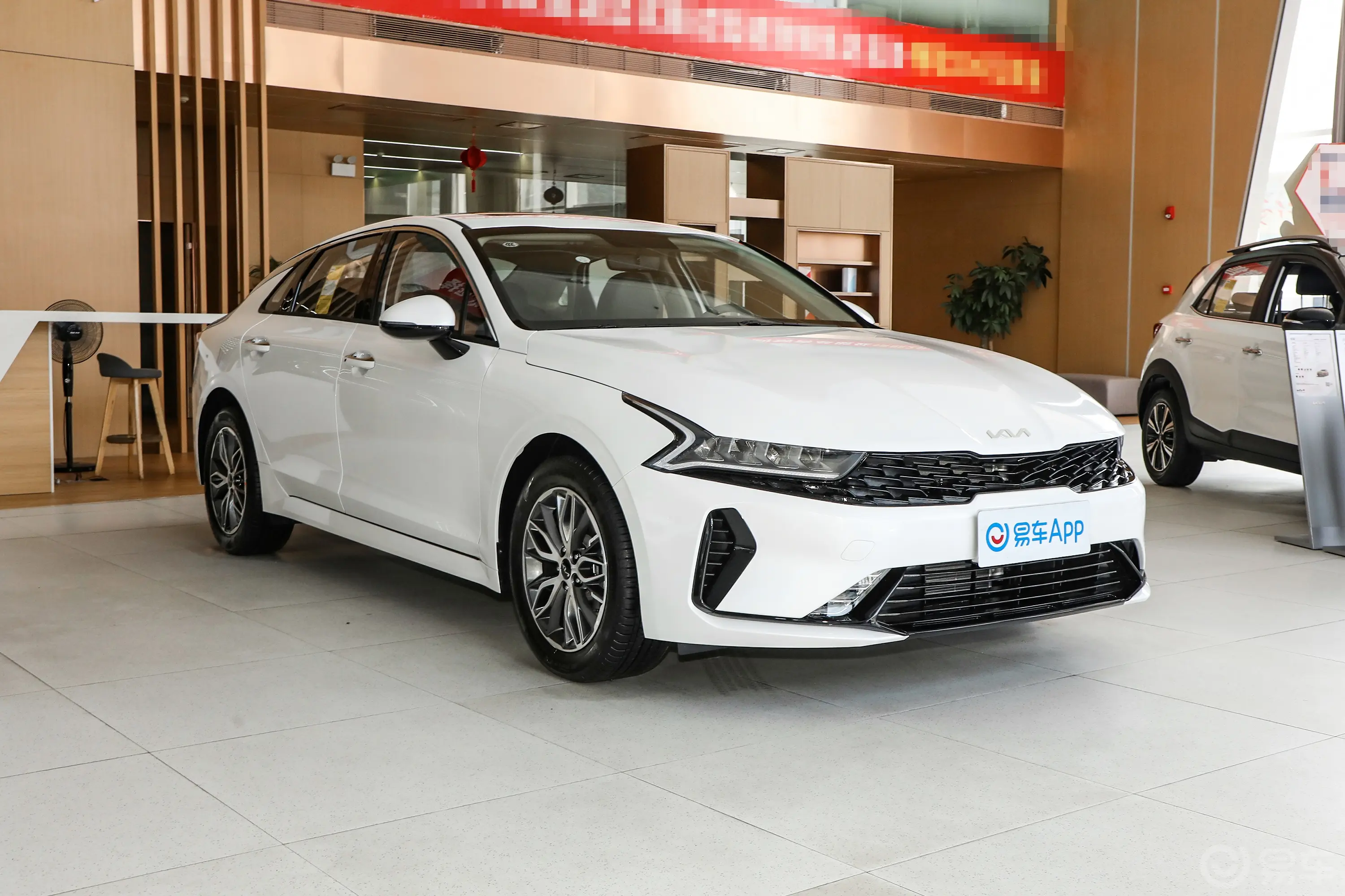 起亚K51.5T 豪华版