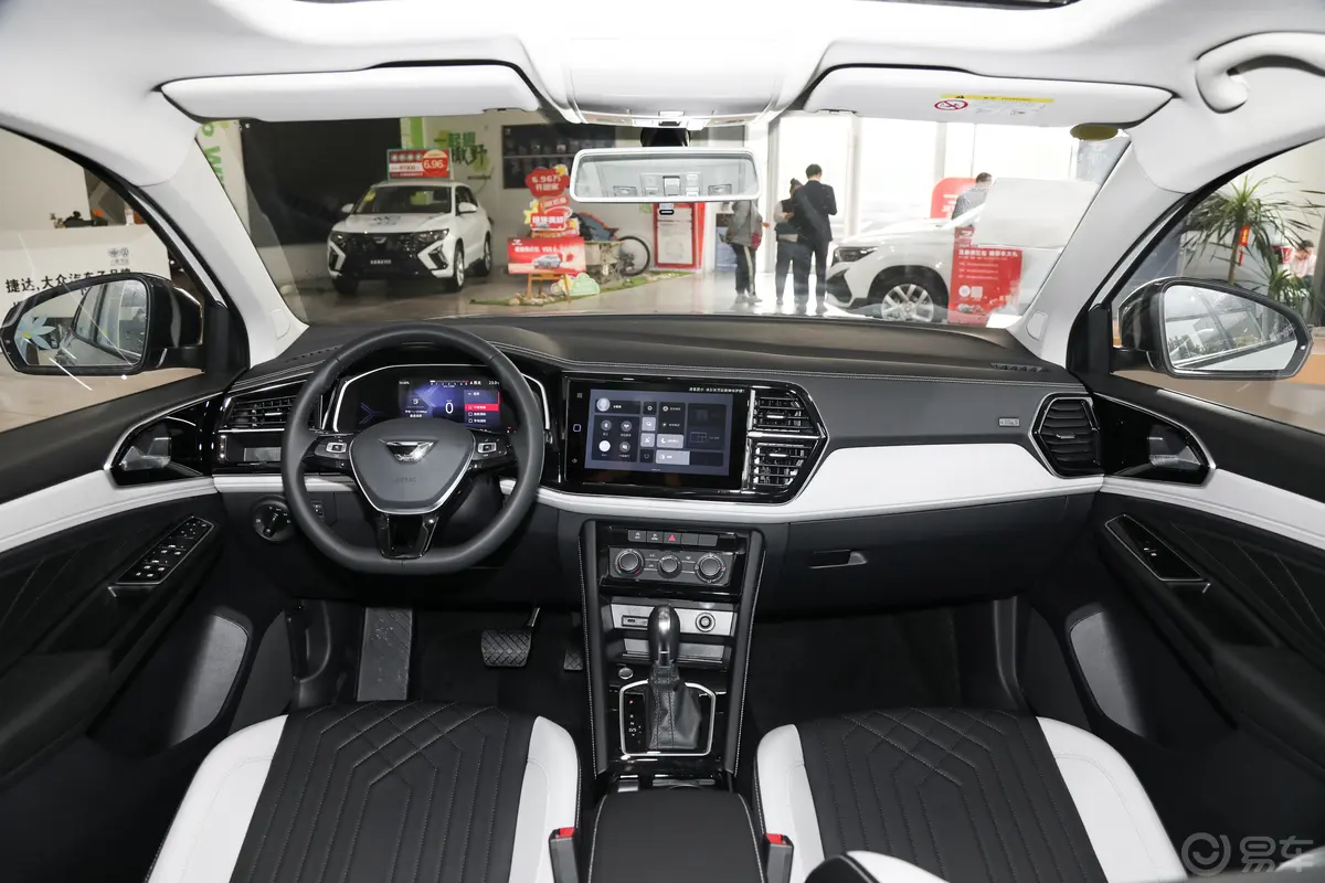 捷达VS7千里江山 280TSI 自动荣耀版内饰全景正拍