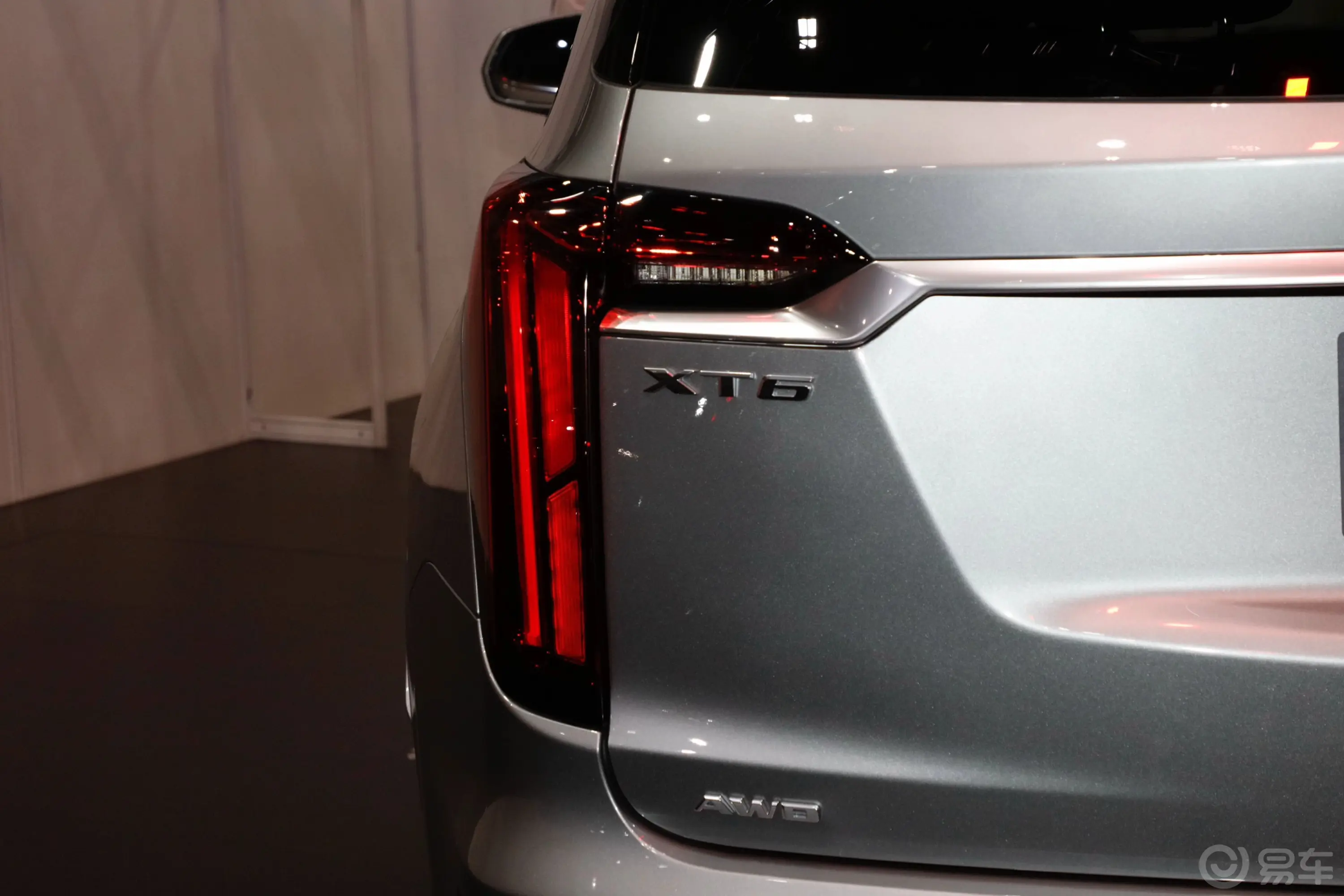 凯迪拉克XT62.0T 豪华行政经典版外观灯组