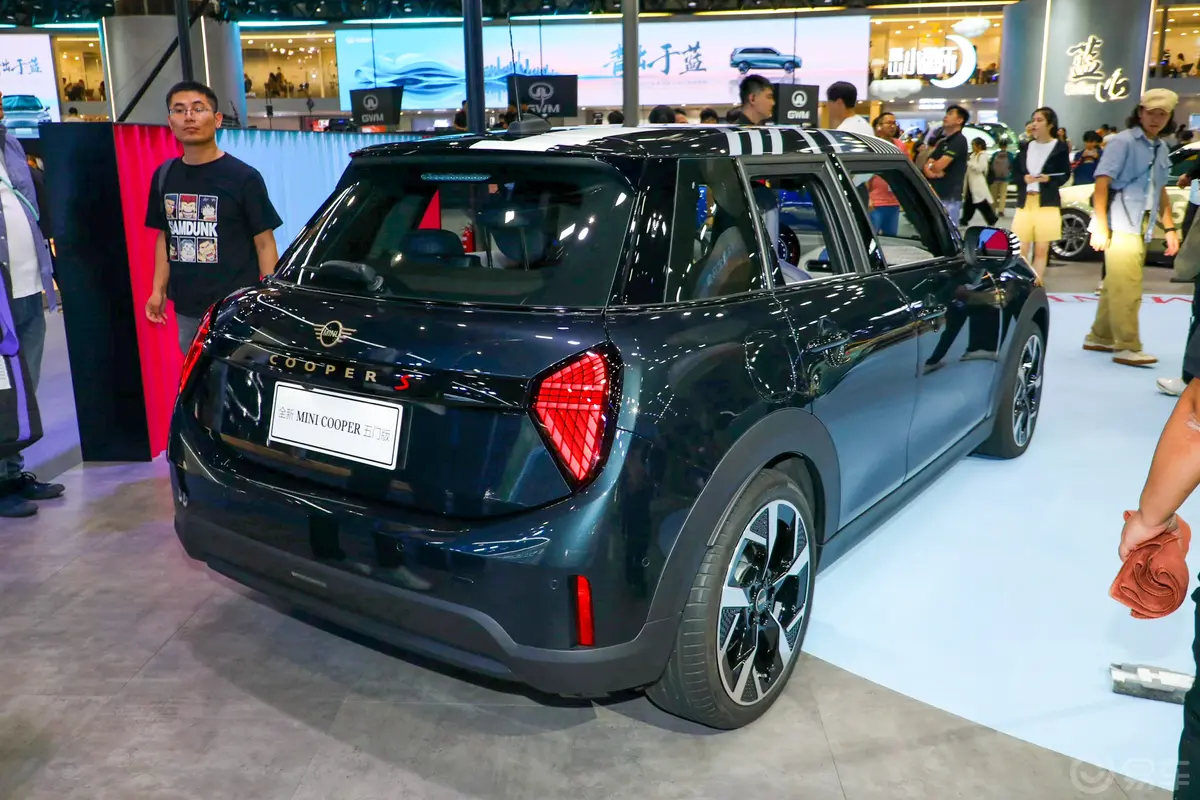 MINI1.5T COOPER 经典派 五门版