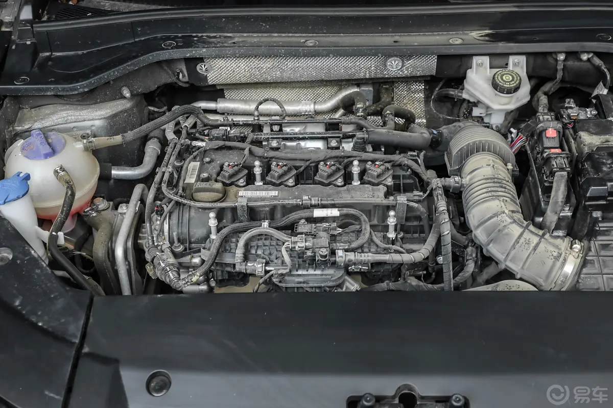 瑞虎8L390T 四驱环塔冠军版 7座发动机/电机特写